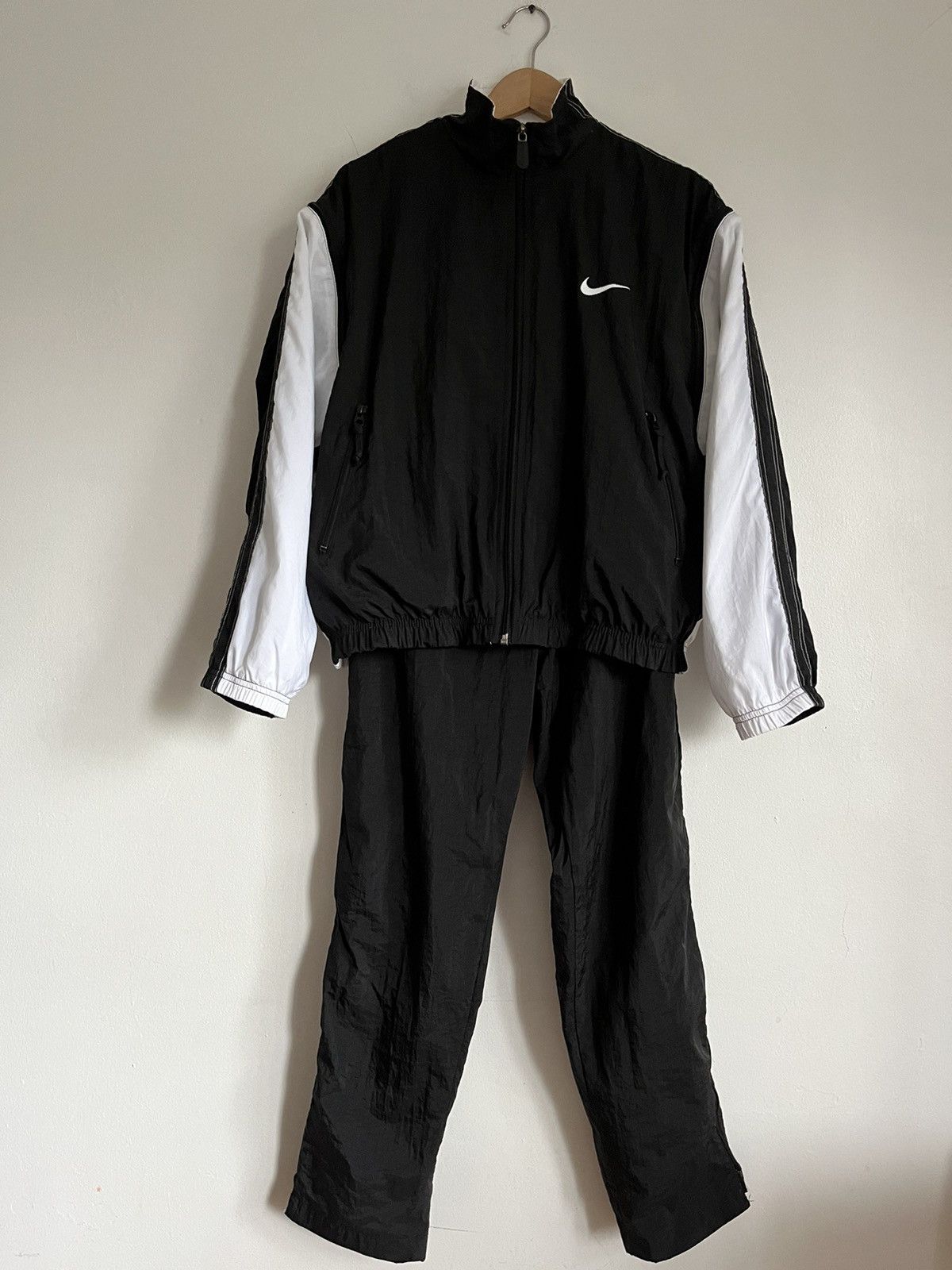 Nike × Vintage Nike Tracksuit Black & White Set Removable Sleeves Size M / US 6-8 / IT 42-44 - 1 Thumbnail