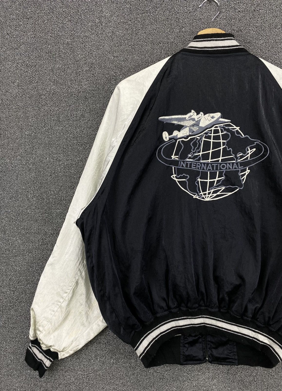 Vintage Vintage American Classics International Varsity Jacket Size US L / EU 52-54 / 3 - 3 Thumbnail
