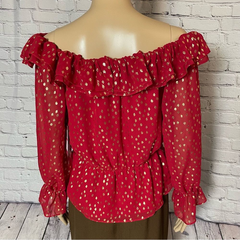 Vince Camuto NWT New Vince Camuto Red Off the Shoulder Foil Chiffon Blou Size XS / US 0-2 / IT 36-38 - 5 Thumbnail