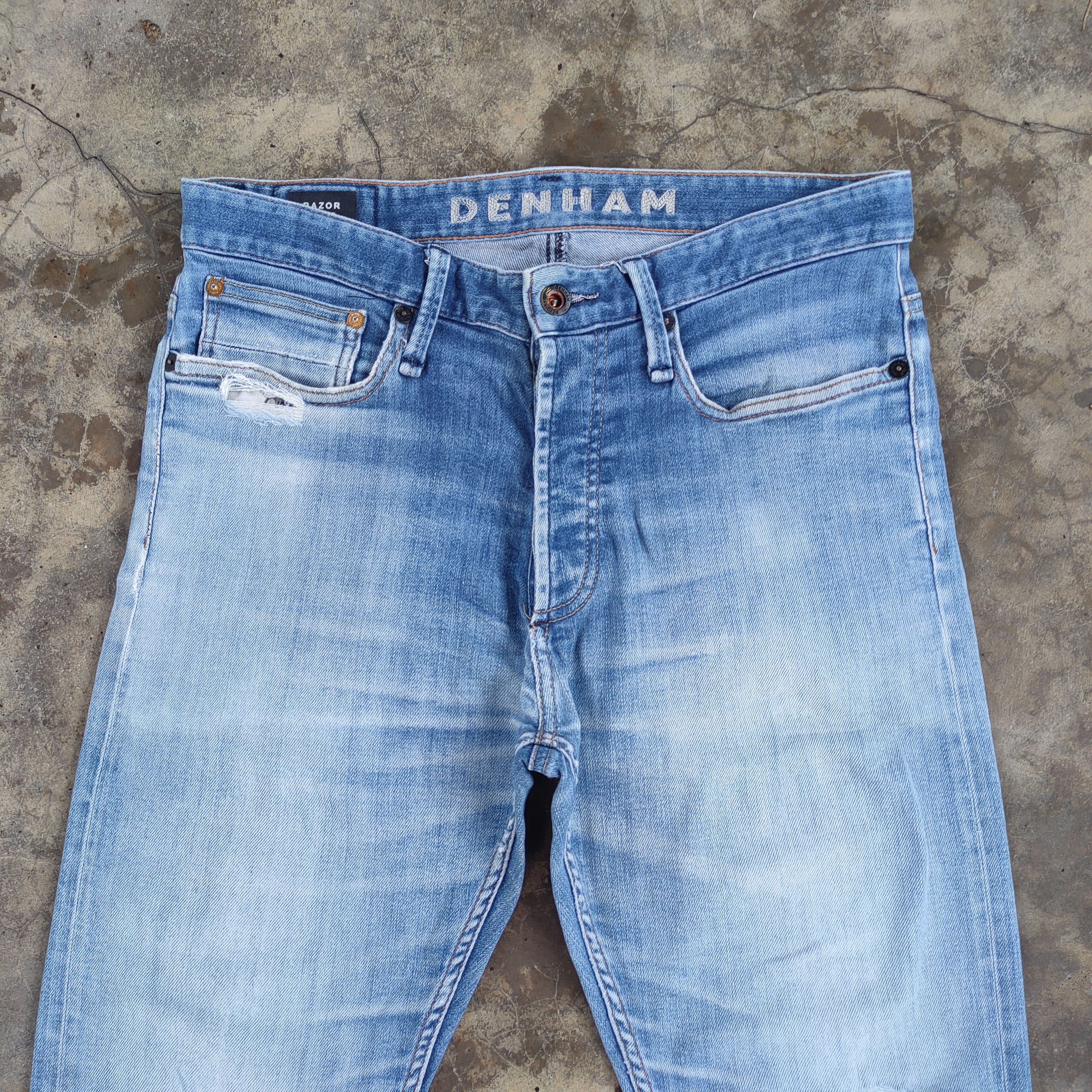 DENHAM VINTAGE DENHAM SKINNY BUTTON FLY FADED RIPPED JEANS PANTS Size US 31 - 3 Thumbnail