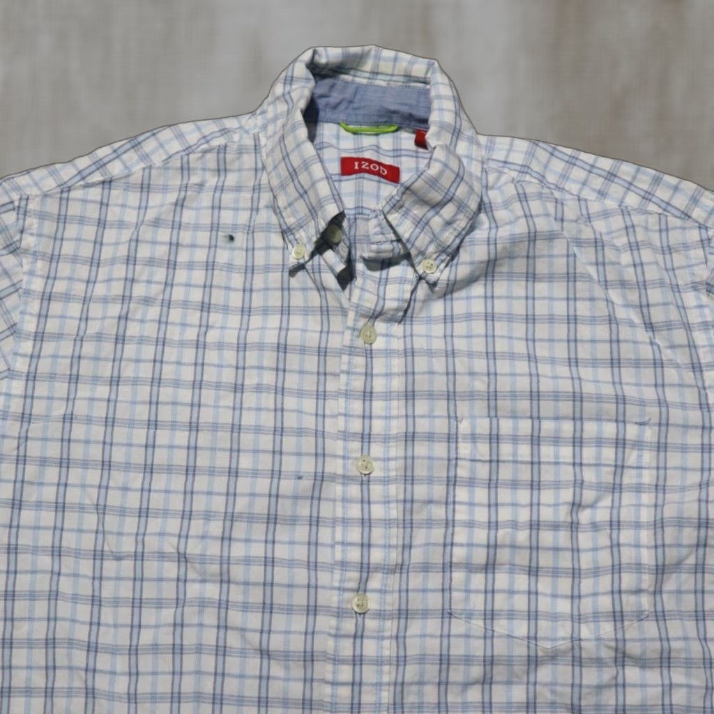 Izod VINTAGE IZOD Men's Short Sleeve Plaid Button-Down Shirt Medium Blue Casual 90s Size US M / EU 48-50 / 2 - 1 Thumbnail