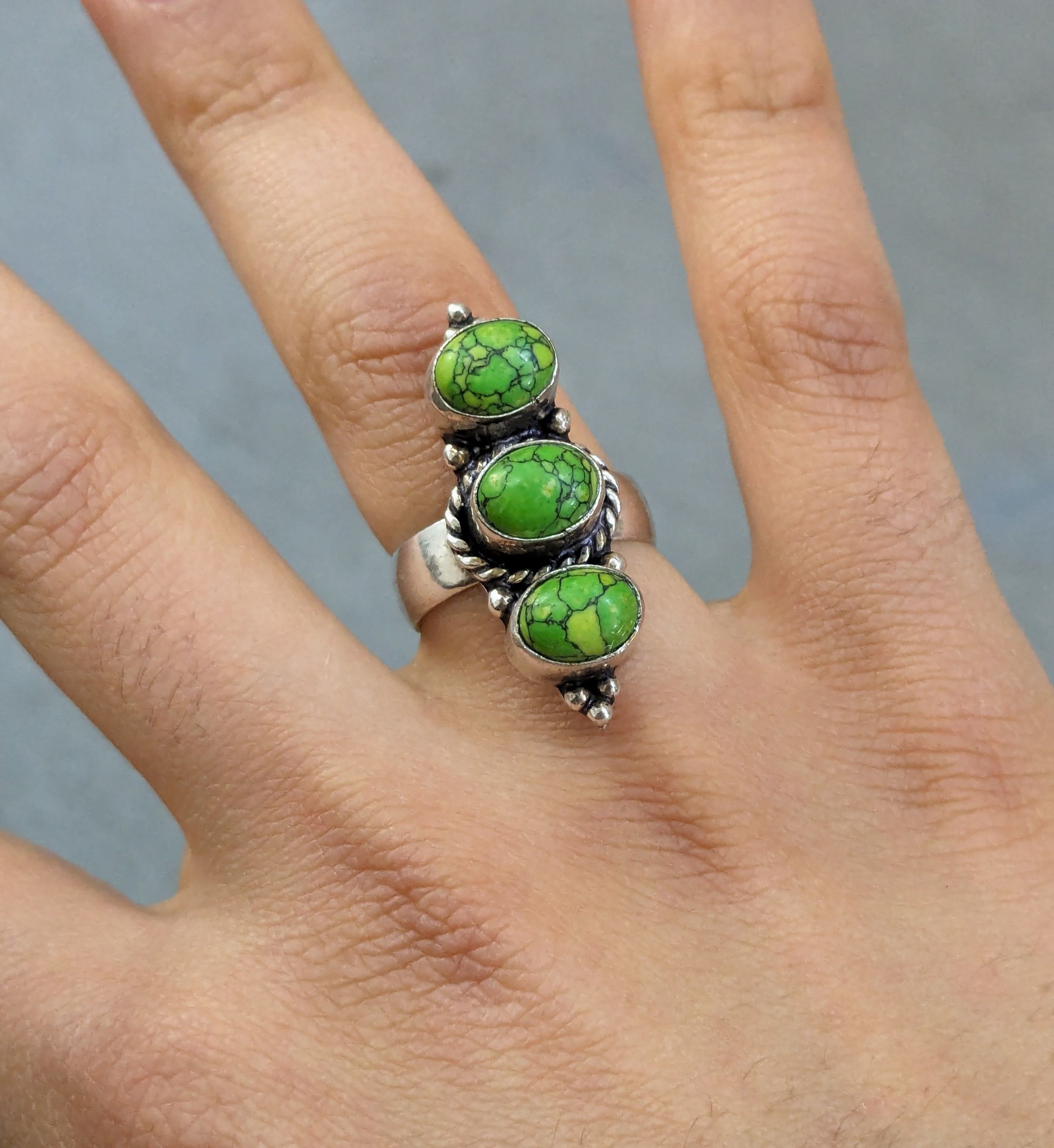image of Avant Garde x Jewelry Vintage Sterling Silver Ring 9 Turquoise Modern Native in Silver Blue Green
