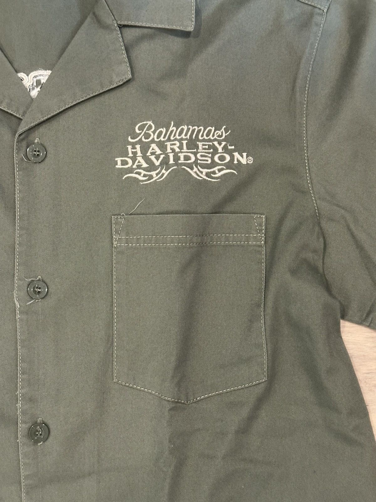 Harley Davidson Vintage Y2K Harley Davidson Bahamas Embroidered Button Up Size US M / EU 48-50 / 2 - 4 Thumbnail