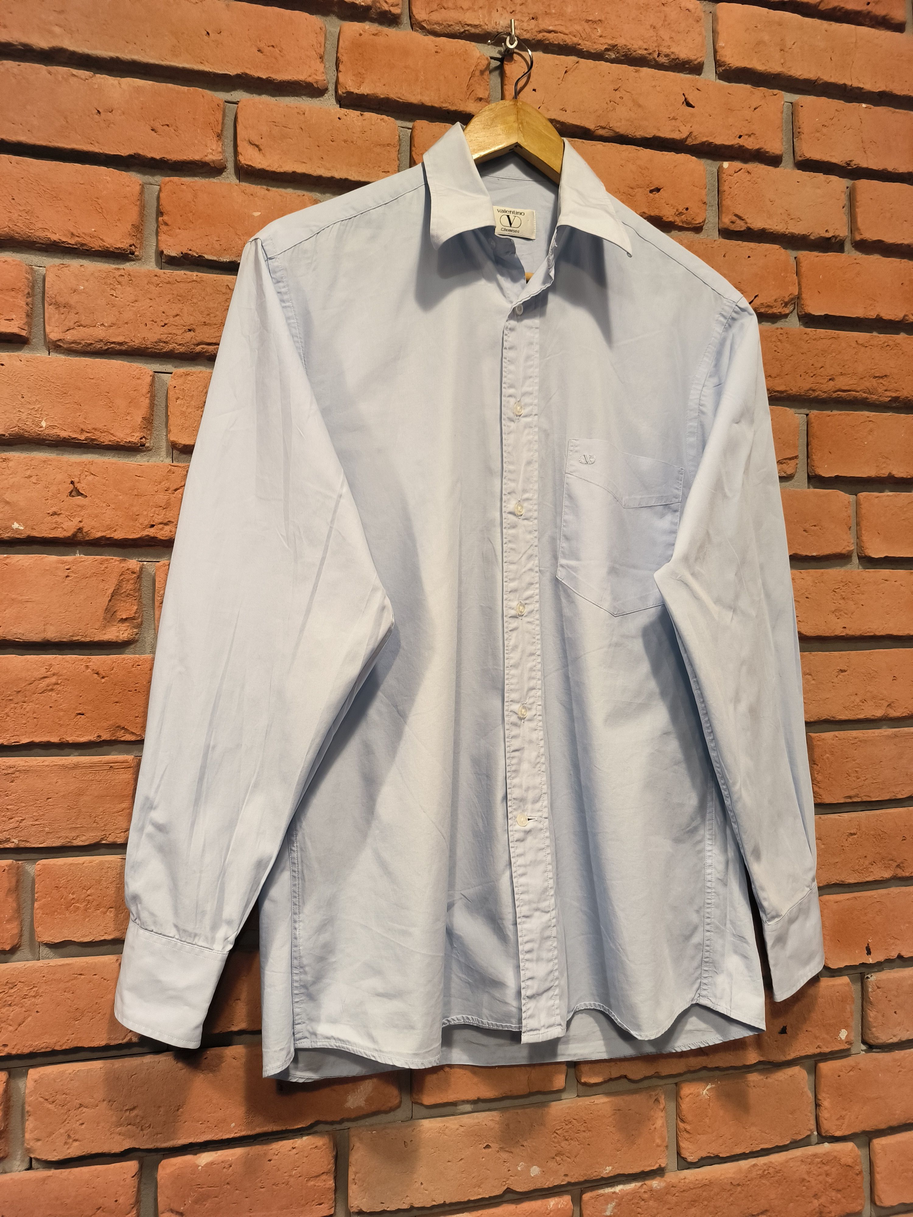 Valentino Valentino Shirt Button-up Long Sleeve Logo Formal Size US M / EU 48-50 / 2 - 4 Thumbnail