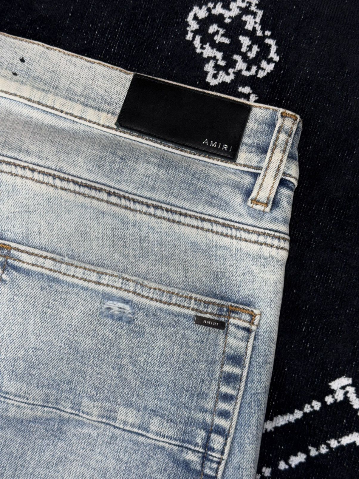 Amiri AMIRI MX1 BLUE DISTRESSED JEANS Size US 31 - 17 Thumbnail