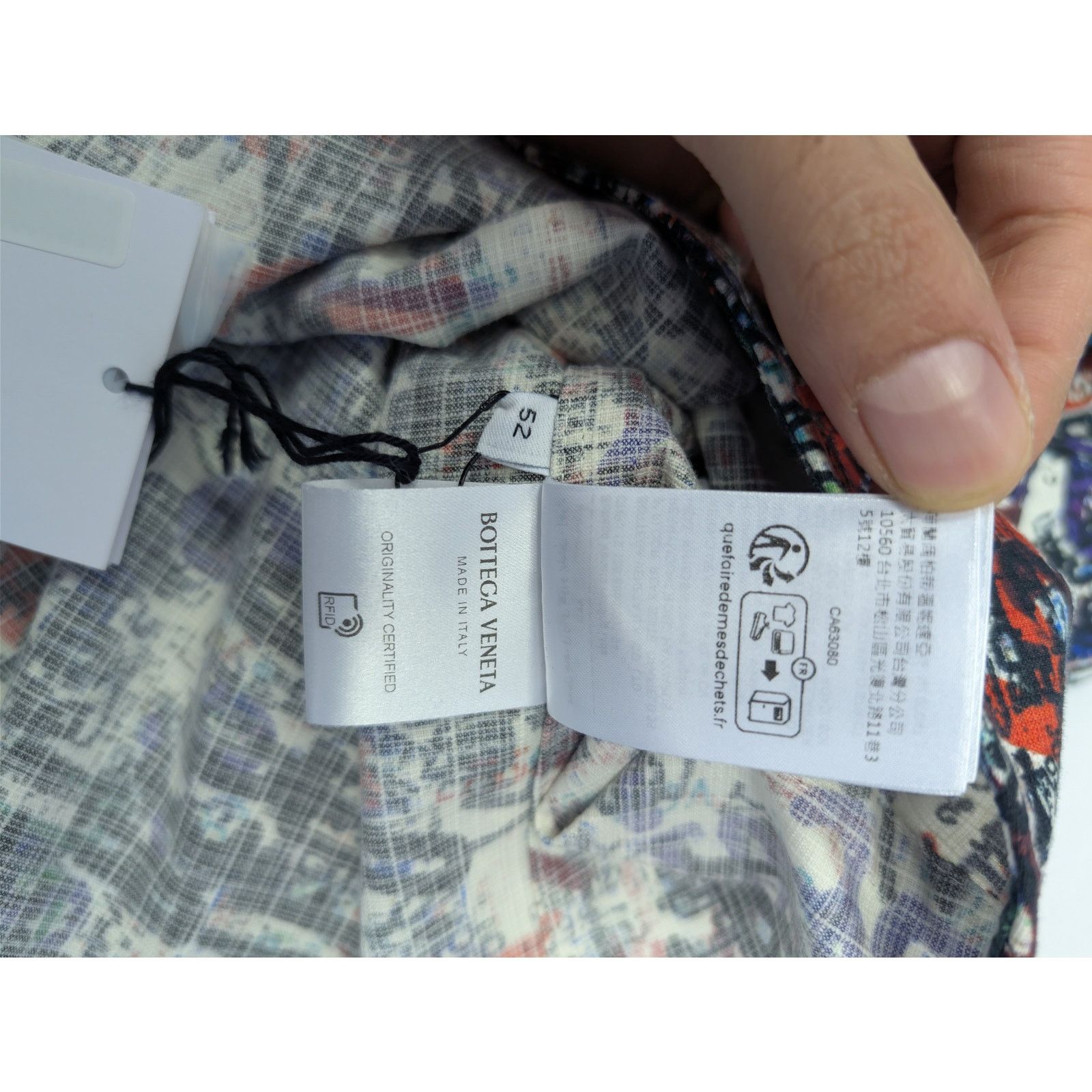 Bottega Veneta o1rshd1 Cotton Wool Date Memory Print Shirt in Chalk / Multi Size US L / EU 52-54 / 3 - 21 Thumbnail