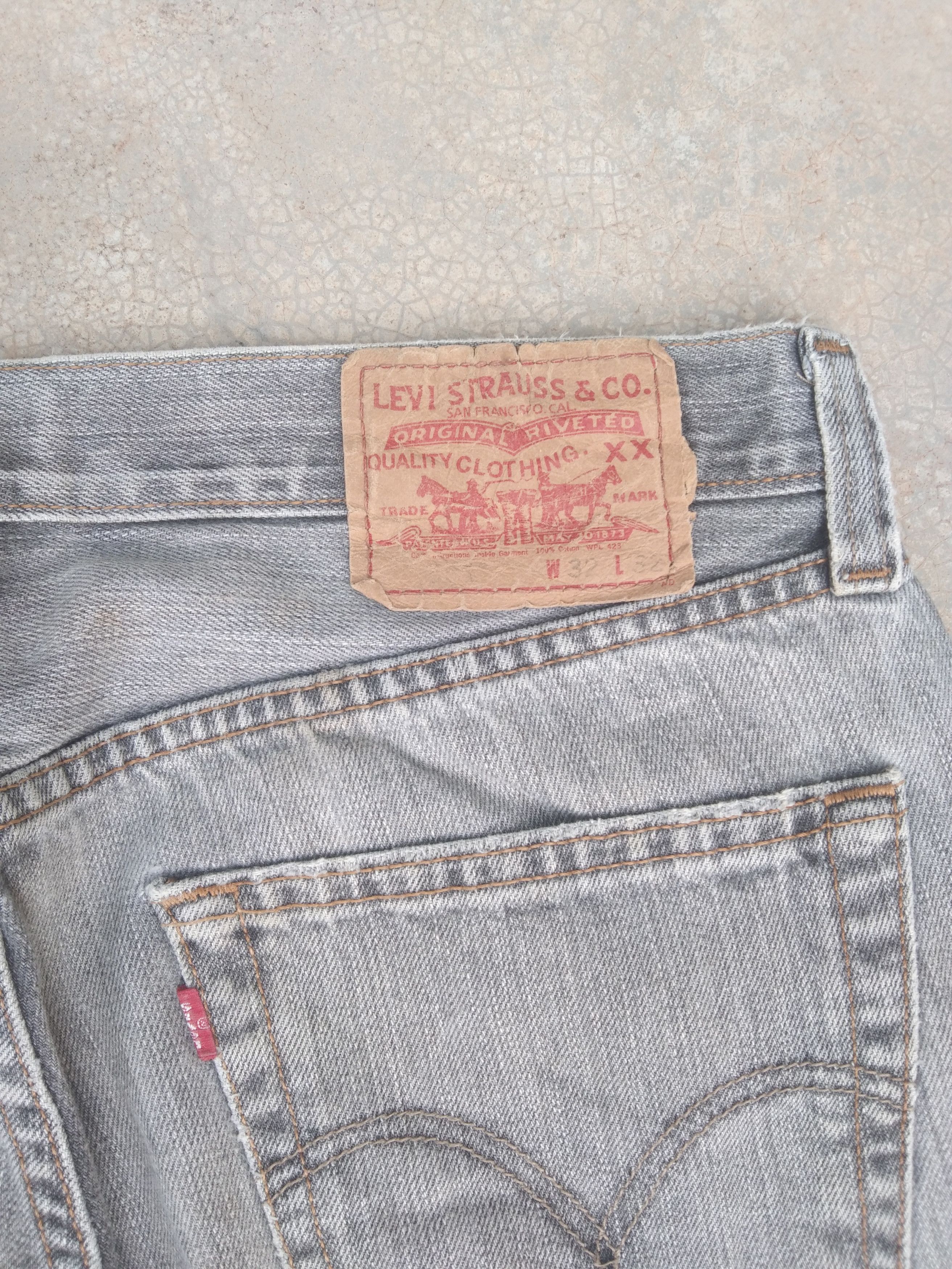 Levi's Vintage Levi's 501 Grey Straight Leg Jeans 32x32 Size US 32 / EU 48 - 3 Thumbnail