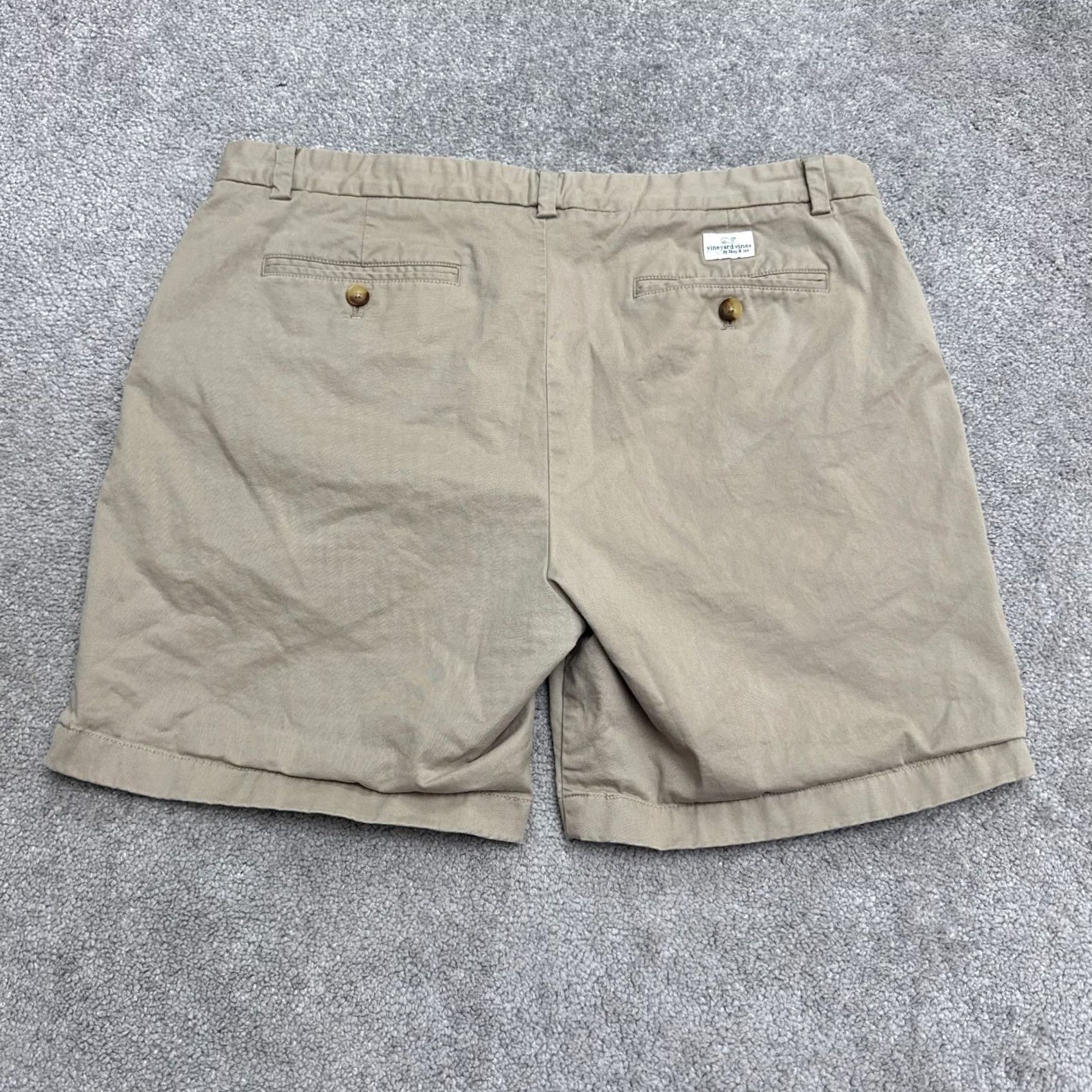 Vineyard Vines Vineyard Vines Shorts Mens 35 Khaki Brown Cotton Chino Flat Front Classic Preppy Size US 35 - 2 Thumbnail