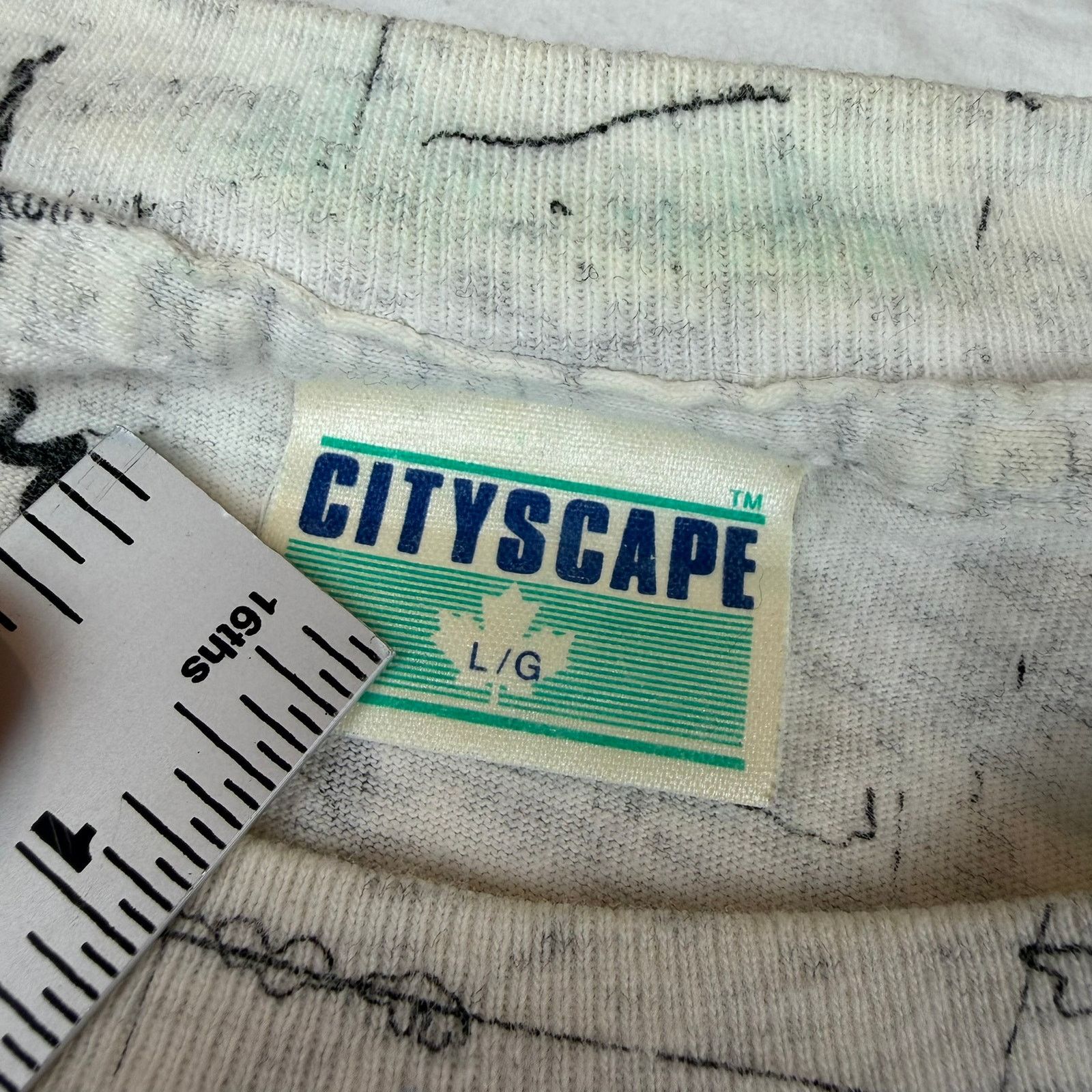 Other Vintage AOP Cityscape Canada Map T-Shirt Size L/G Size US L / EU 52-54 / 3 - 3 Thumbnail