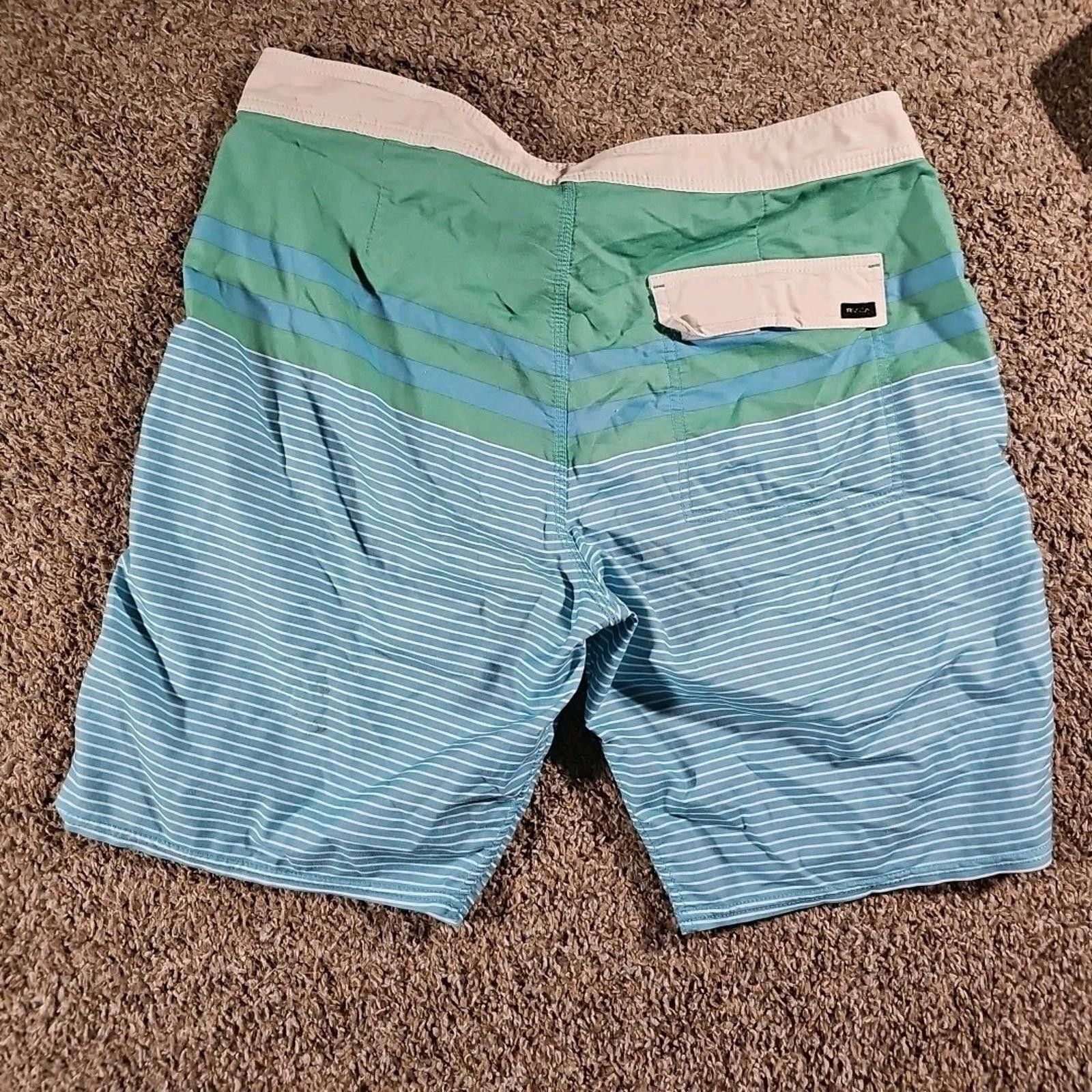 RVCA RVCA sz 34 Striped Vintage Stretch Board Shorts Size US 32 / EU 48 - 6 Thumbnail