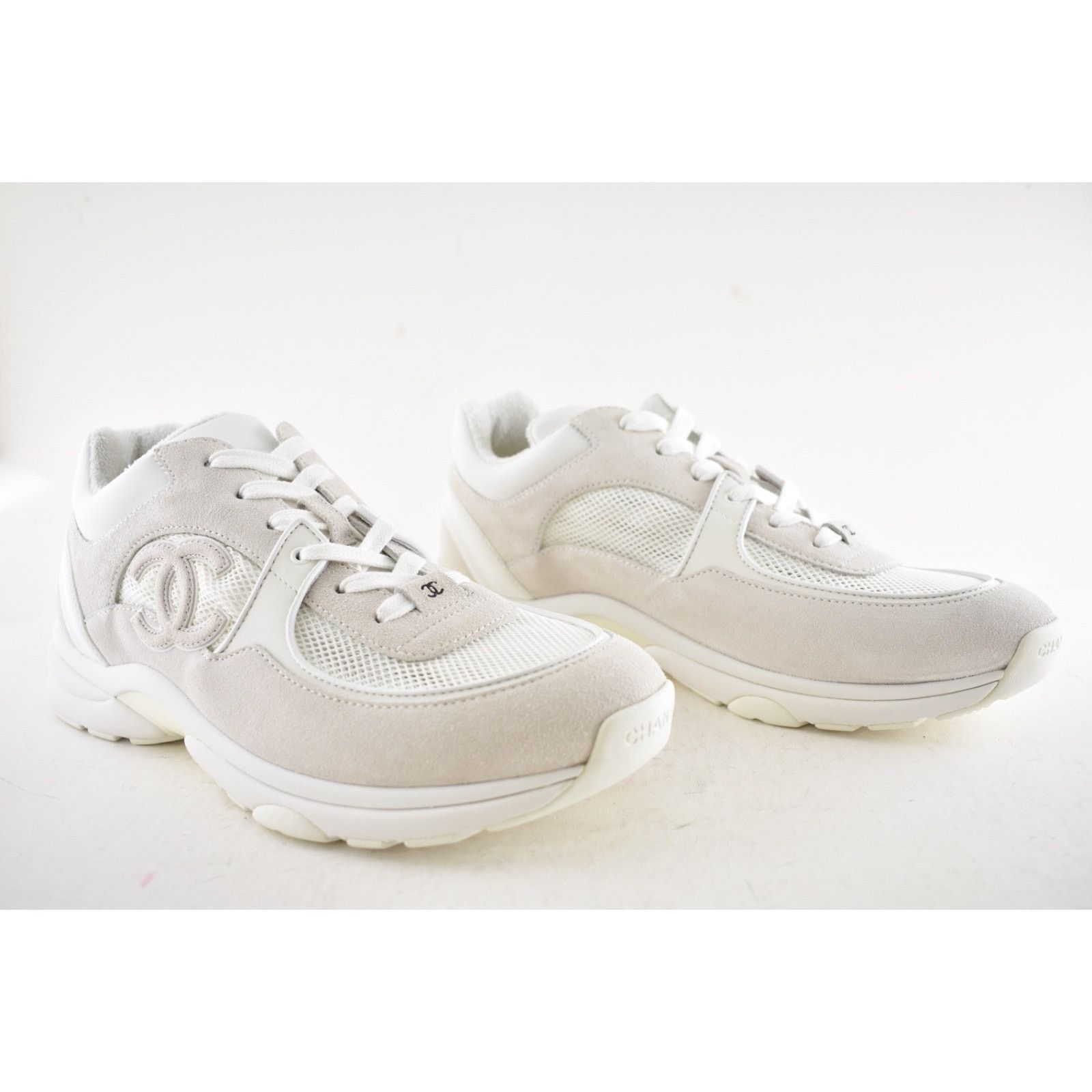 Chanel Chanel 20P Mens Triple White Mesh CC Logo Trainer Sneaker 11 Size US 11 / EU 44 - 4 Thumbnail