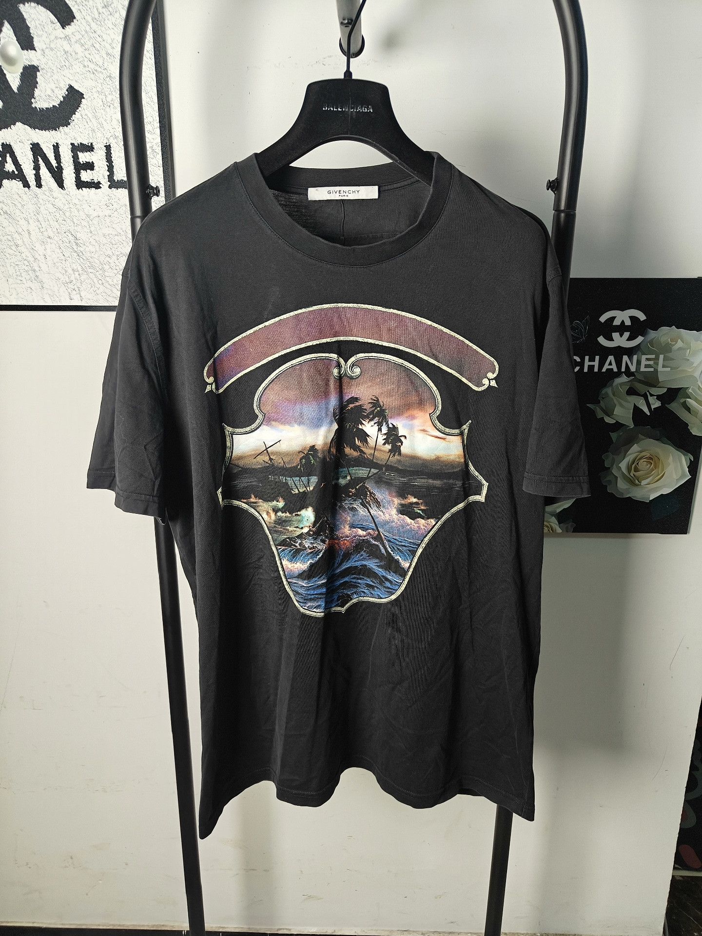 Givenchy Givenchy White T-Shirt xxl Men Size US XXL / EU 58 / 5 - 1 Thumbnail