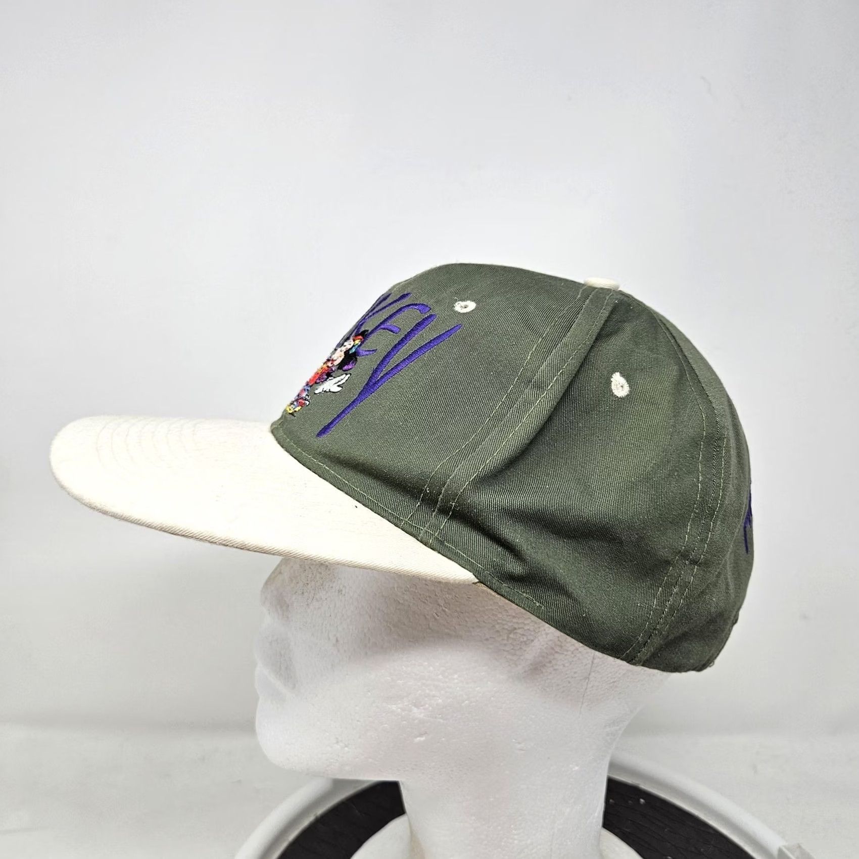 Disney Disney Hat Mens One Size Green Mickey Mouse Cap Snap Back White Embroidered Two Tone Size ONE SIZE - 5 Thumbnail