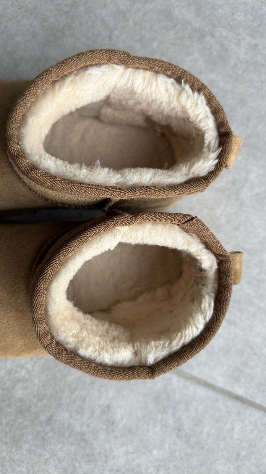 Ugg Ugg Classic Low Platform Winter Suede Sheepskin Shoes Size US 7 / IT 37 - 12 Thumbnail