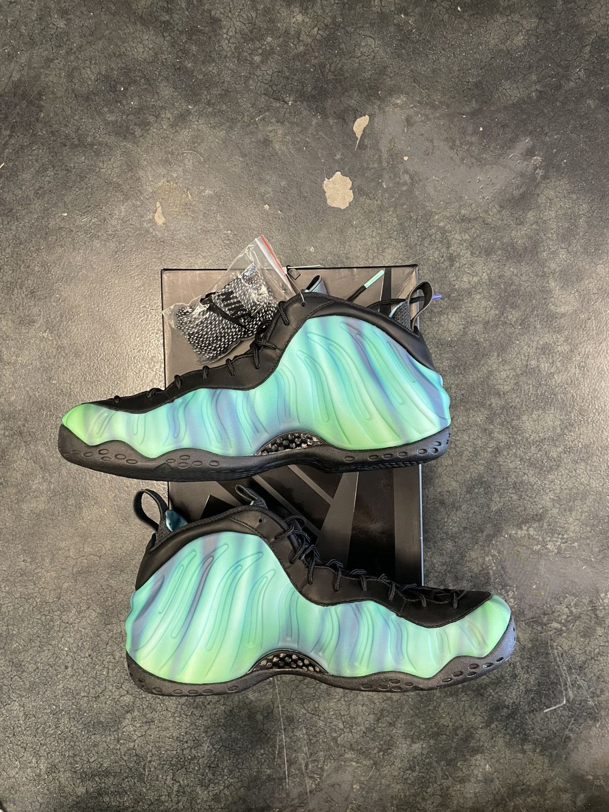 Nike Foamposite Northern Lights Size US 13 / EU 46 - 5 Thumbnail
