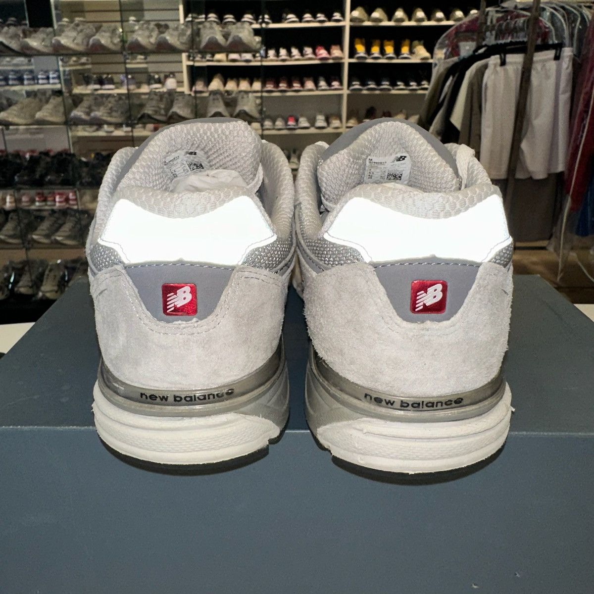 New Balance Size 7 - New Balance 990 V3 "Grey" - GC990GY3 Size US 7 / EU 40 - 3 Thumbnail
