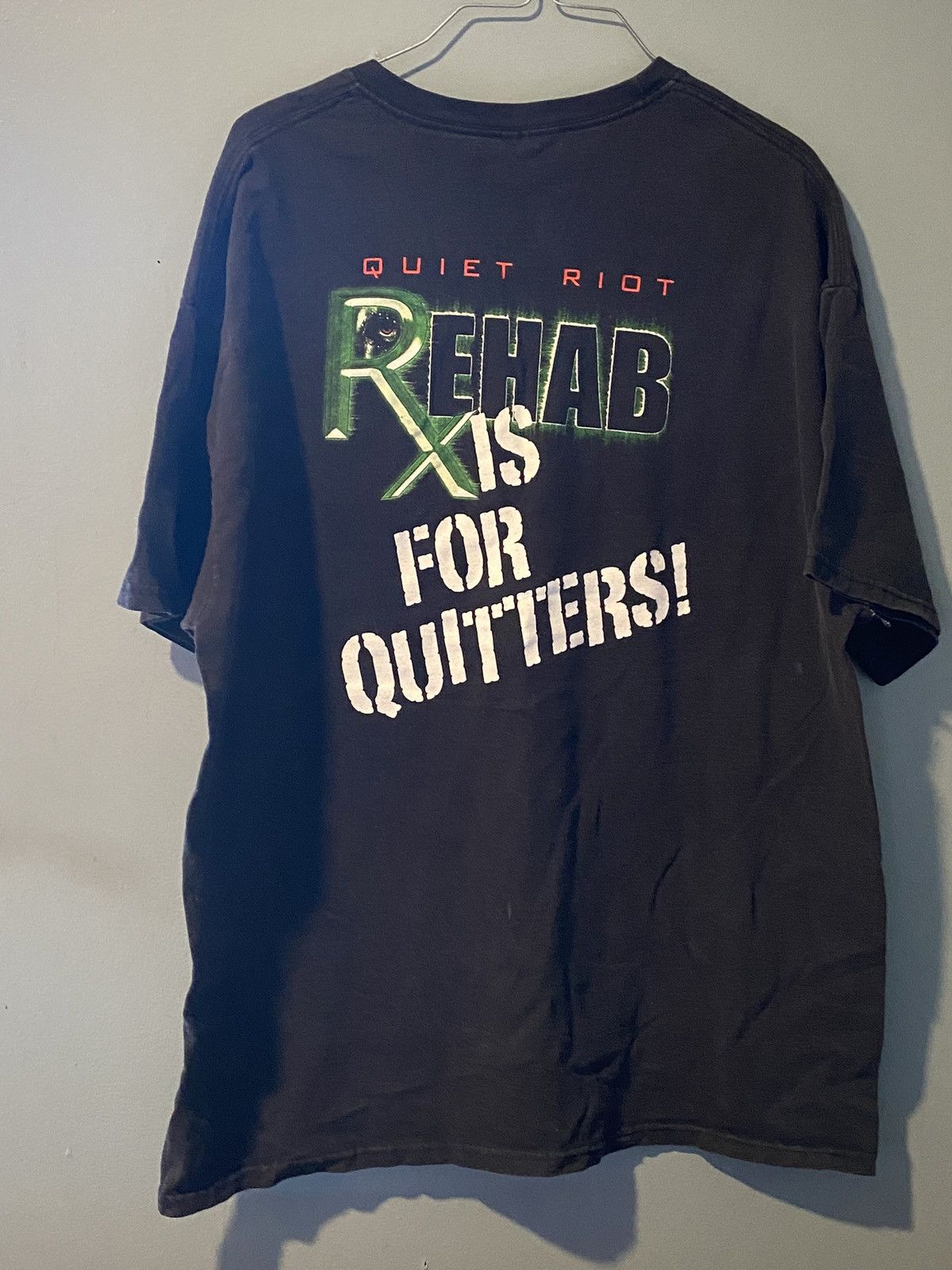 Band Tees × Vintage Very Rare Quiet Riot 2006 "Rehab" XL Black Shirt HRKB047 Size US XL / EU 56 / 4 - 2 Thumbnail