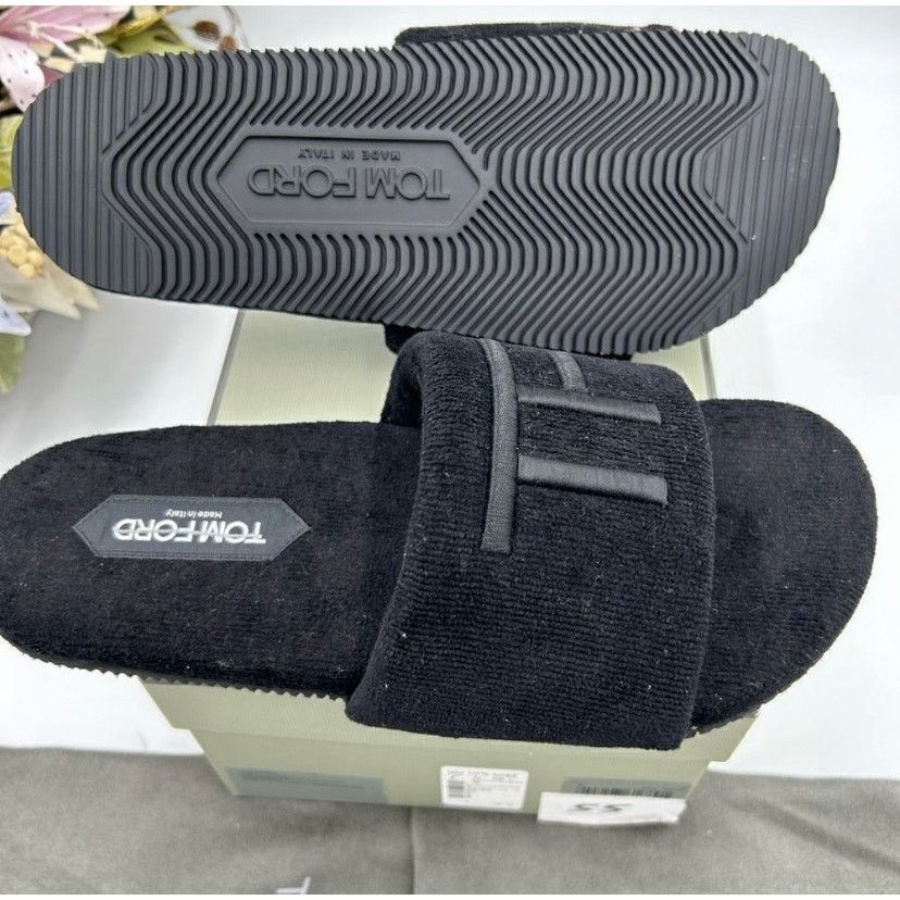 Tom Ford Men’s Tom Ford toweling velvet slipper size 8 made in Italy Size US 8 / EU 41 - 8 Thumbnail
