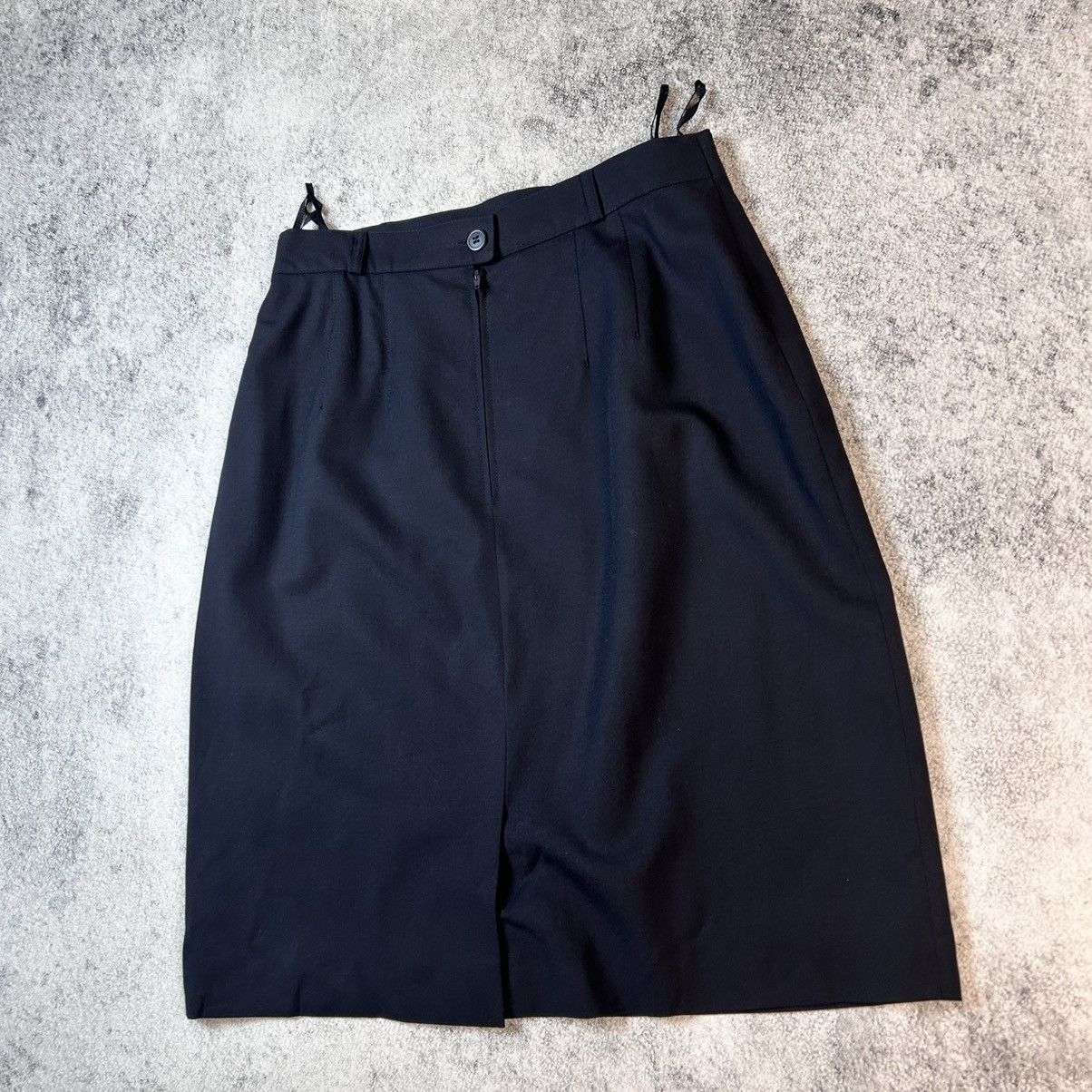 Burberry Classic Vintage BURBERRYS Skirt Navy Vintage Clothing Size 32" / US 10 / IT 46 - 1 Thumbnail