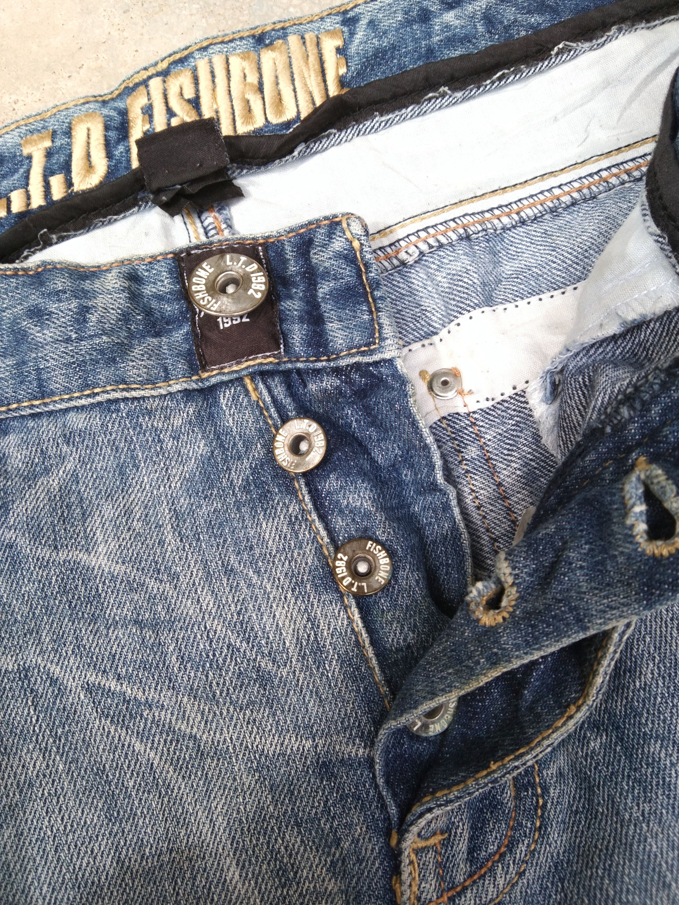 Jean Vintage Retro Punk Fishbone Straight Leg Distressed Jeans Size US 34 / EU 50 - 7 Thumbnail