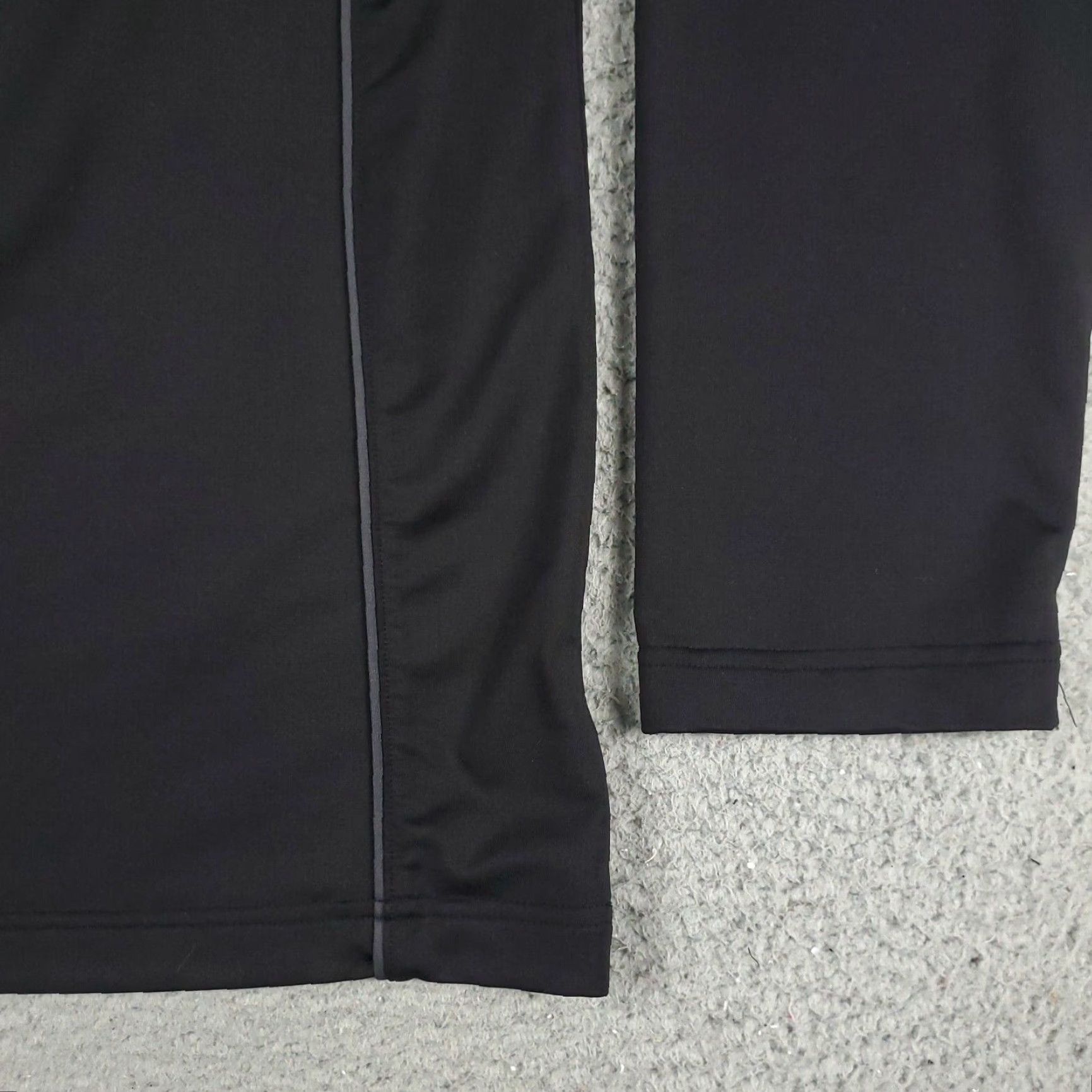 Reebok Reebok T Shirt Mens Size Medium Black Active 1/4 Zip Pullover Long Sleeve Size US M / EU 48-50 / 2 - 4 Thumbnail