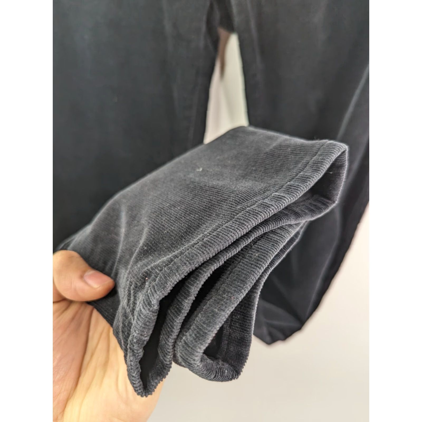 Vintage AG Adriano Goldschmied The Stilt Cigarette Leg Corduroy Pants Women's 26R Black Size 26" / US 2 / IT 38 - 3 Thumbnail