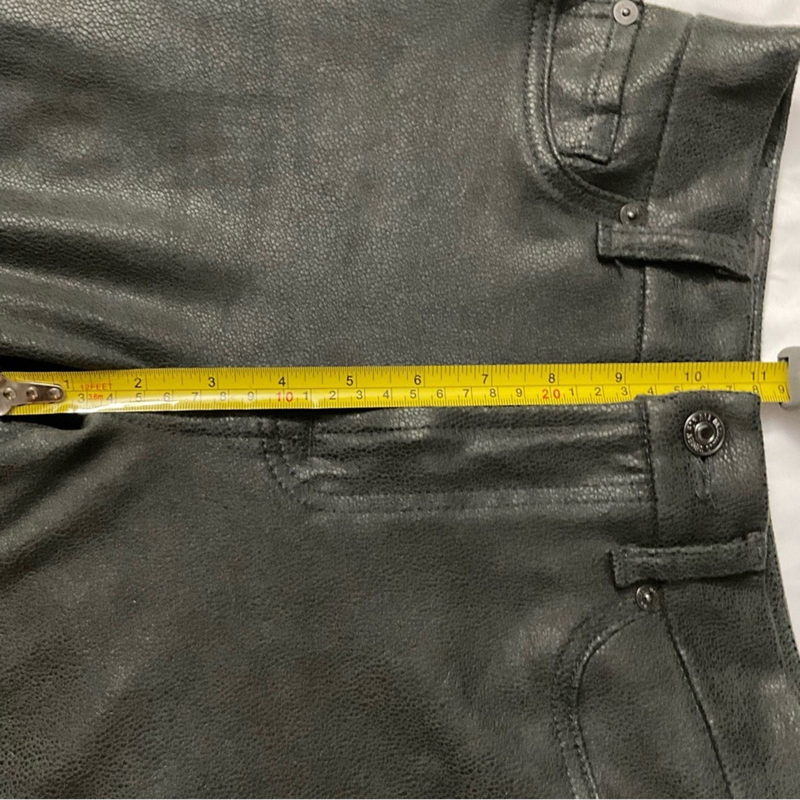 7 For All Mankind 7 For All Mankind Metallic Coated High Rise Skinny Jean 28 Size 28" / US 6 / IT 42 - 8 Thumbnail