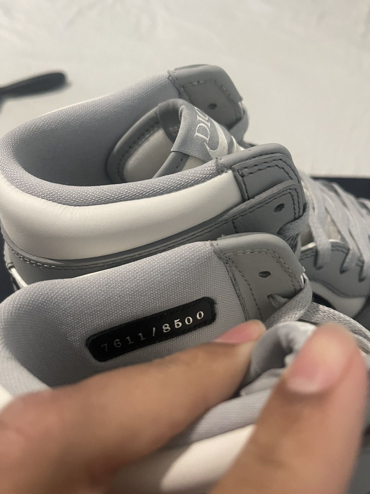 Dior × Jordan Brand Air Jordan 1 Dior High Size US 11 / EU 44 - 5 Thumbnail