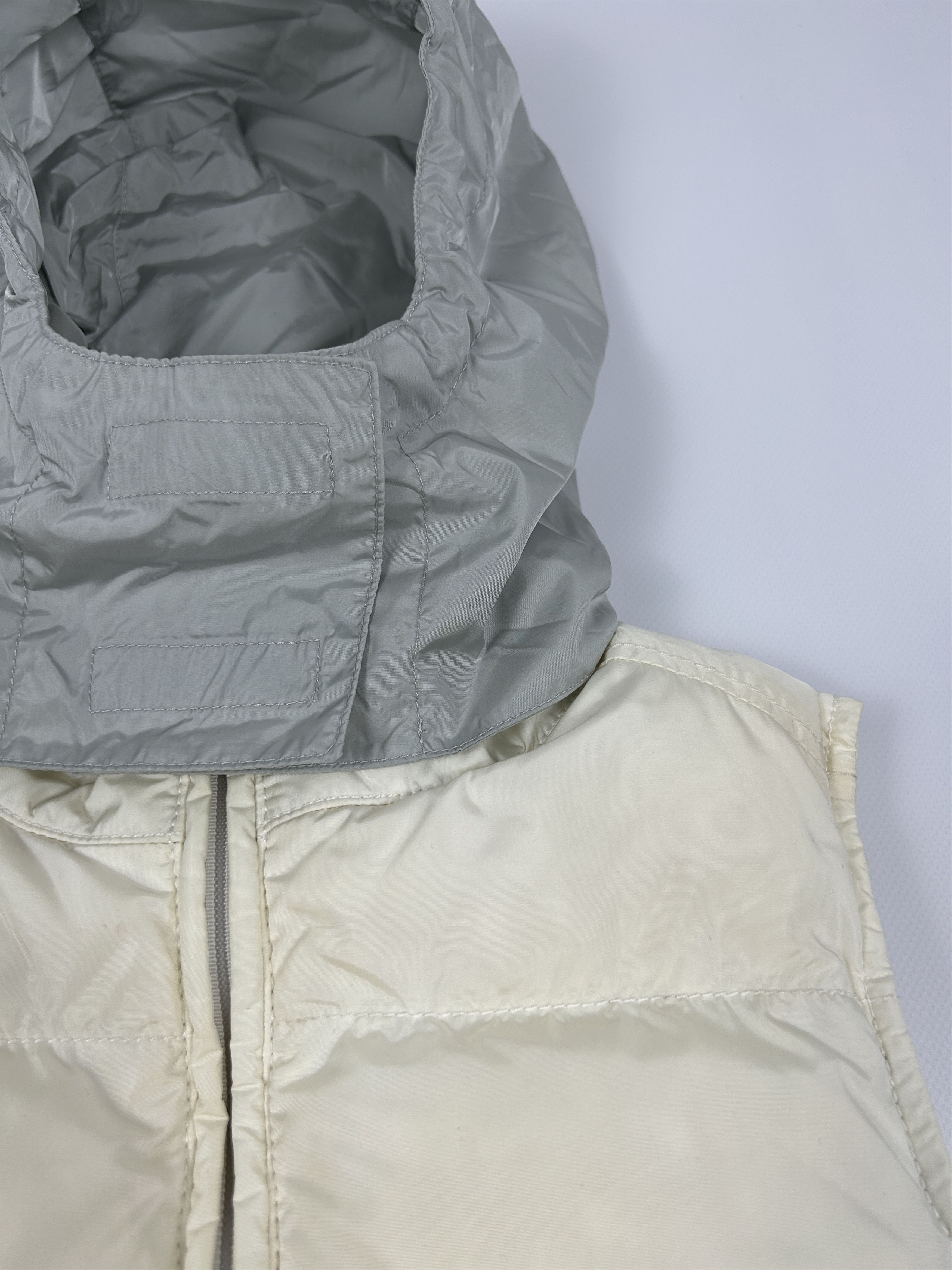 Prada Vintage y2k archive Prada sport red tab hooded puffer vest Size XS / US 0-2 / IT 36-38 - 11 Thumbnail