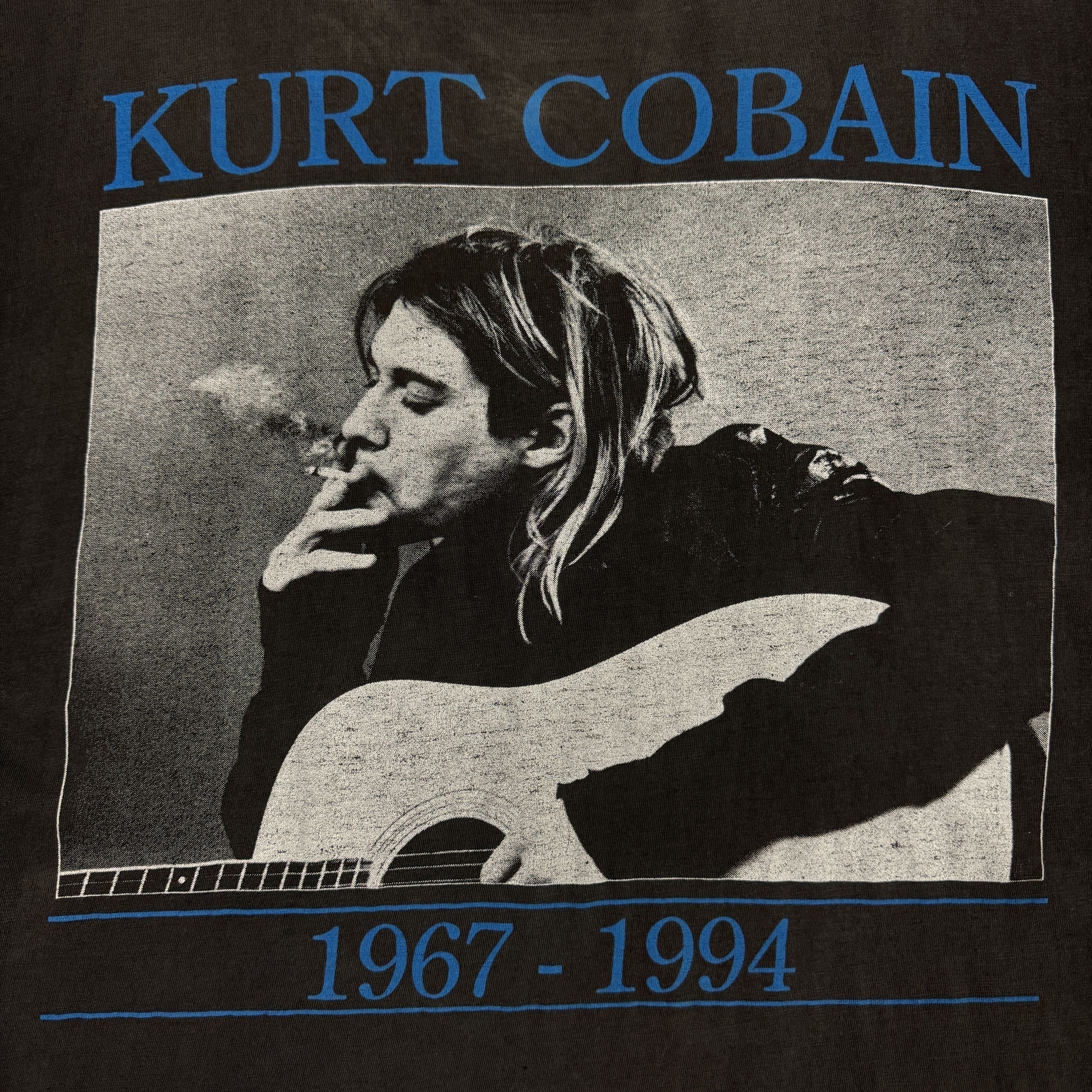Band Tees Rare 90s Nirvana Kurt Cobain Memorial Shirt Size US L / EU 52-54 / 3 - 7 Thumbnail