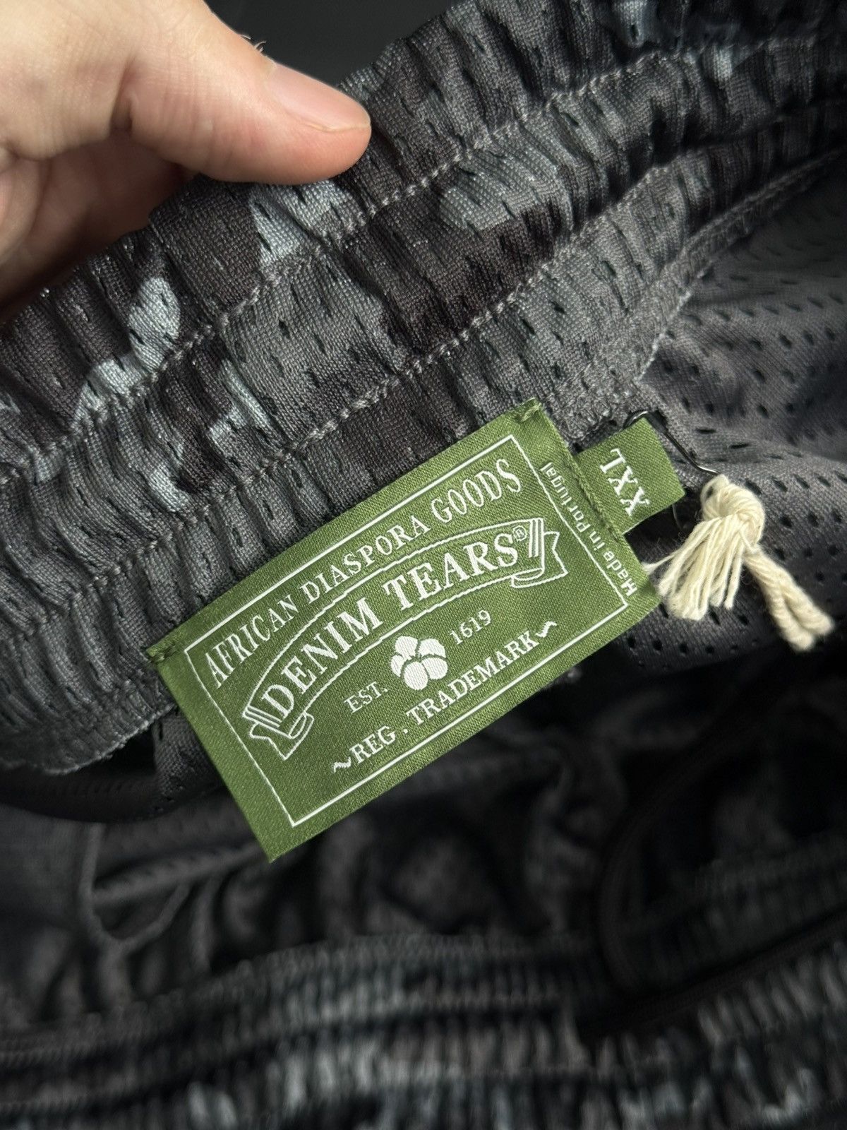 DENIM TEARS Denim Tears Mesh Summer Shorts Black Camo Size XXL (NEW) Size US 38 / EU 54 - 8 Thumbnail