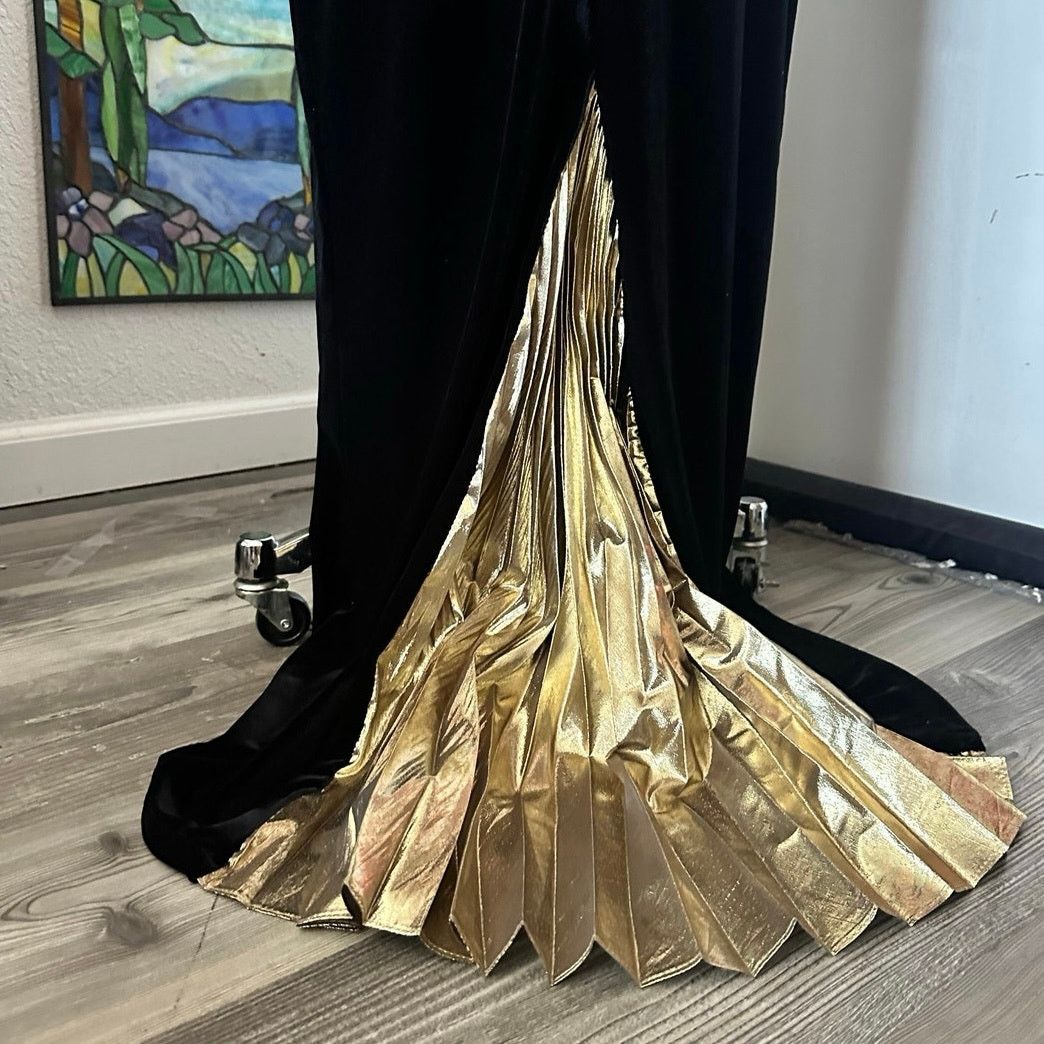Other cachet black velvet gold formal backless dress Size M / US 6-8 / IT 42-44 - 4 Thumbnail