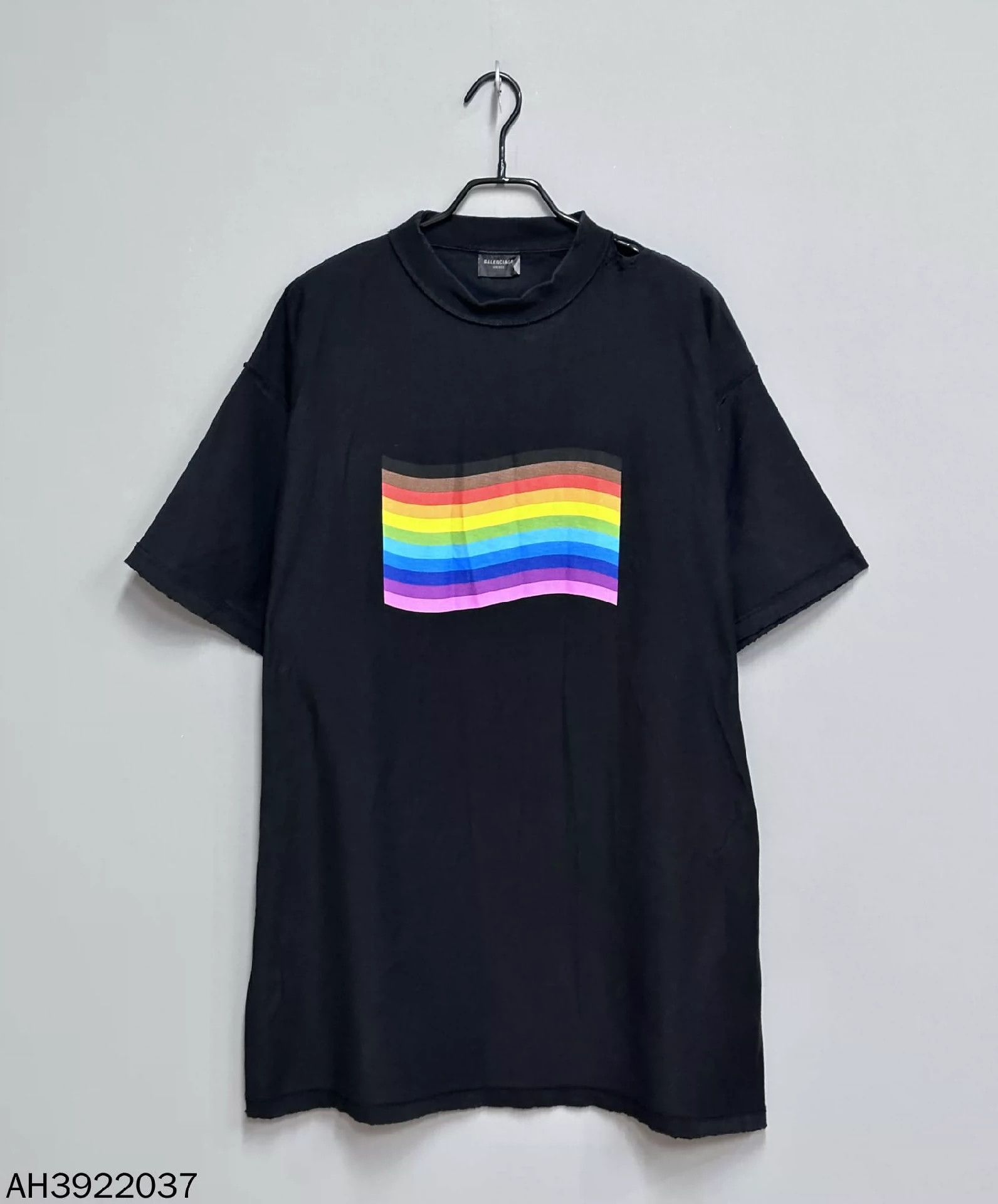 Balenciaga Balenciaga 24 new rainbow short sleeves Size US L / EU 52-54 / 3 - 1 Thumbnail