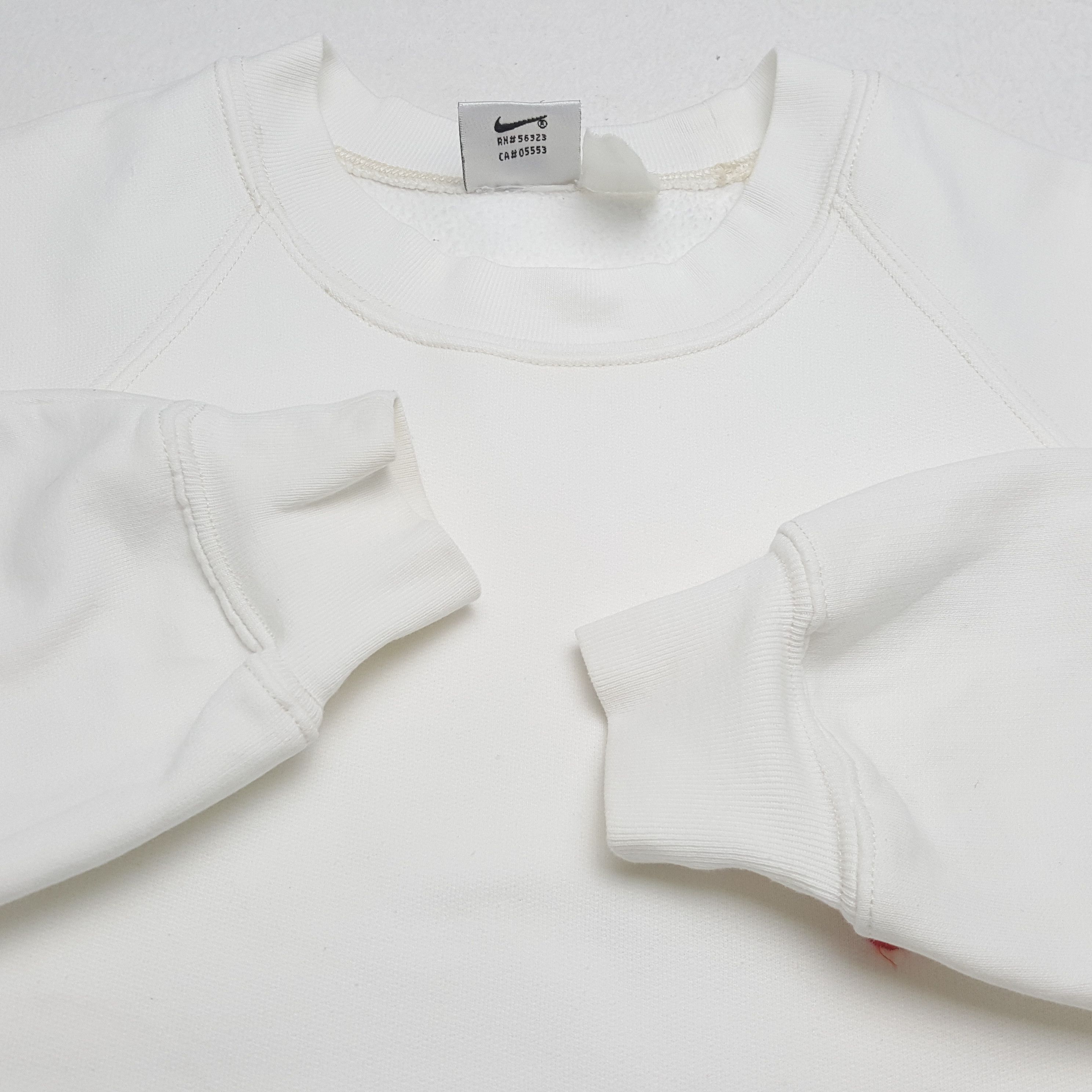 Nike × Vintage Vintage NIKE Sportswear Small Logo Design Sweatshirts Size US S / EU 44-46 / 1 - 8 Thumbnail