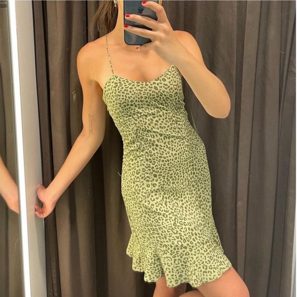 Zara ZARA BLOGGER FAVORITE PRINTED MINI DRESS Size M / US 6-8 / IT 42-44 - 5 Thumbnail