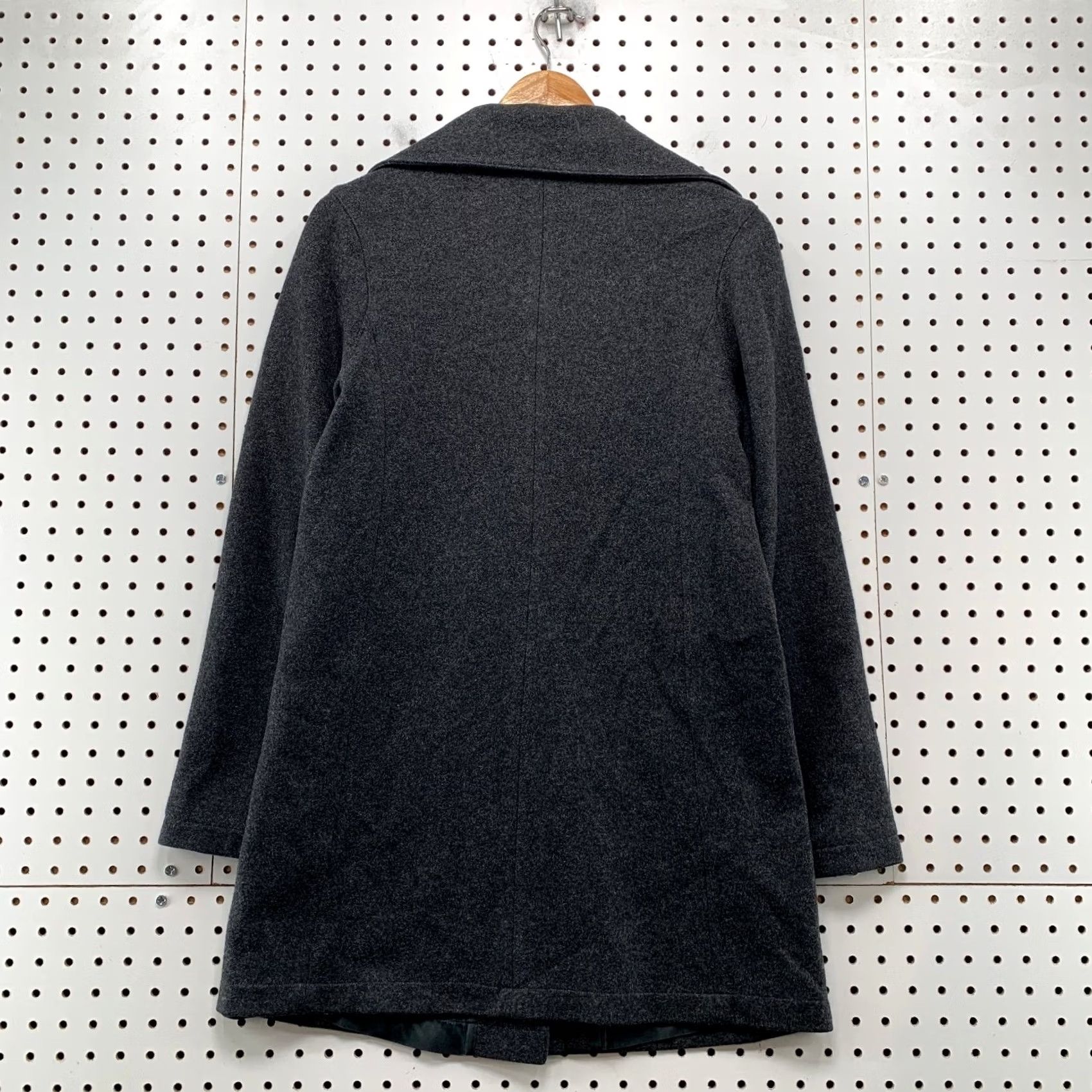 Banana Republic VINTAGE Banana Republic Wool Overcoat Womens Small Gray Hidden Button Y2K Size S / US 4 / IT 40 - 2 Thumbnail