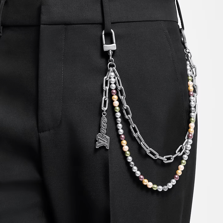 Louis Vuitton Pearls Chain Belt and Bag Charm Size ONE SIZE - 1 Thumbnail