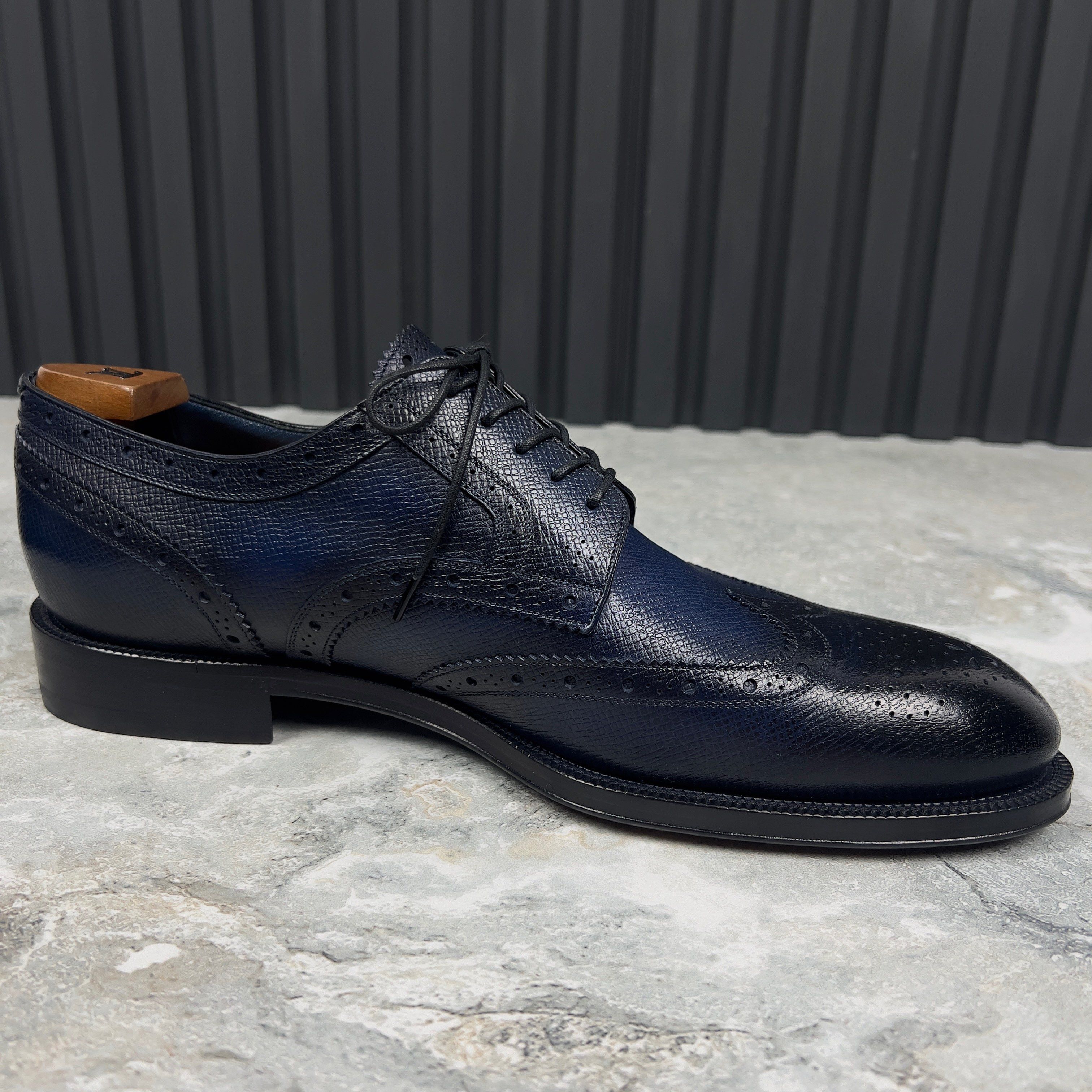 Louis Vuitton Derby Wingtip Taiga Leather Size US 8 / EU 41 - 7 Thumbnail