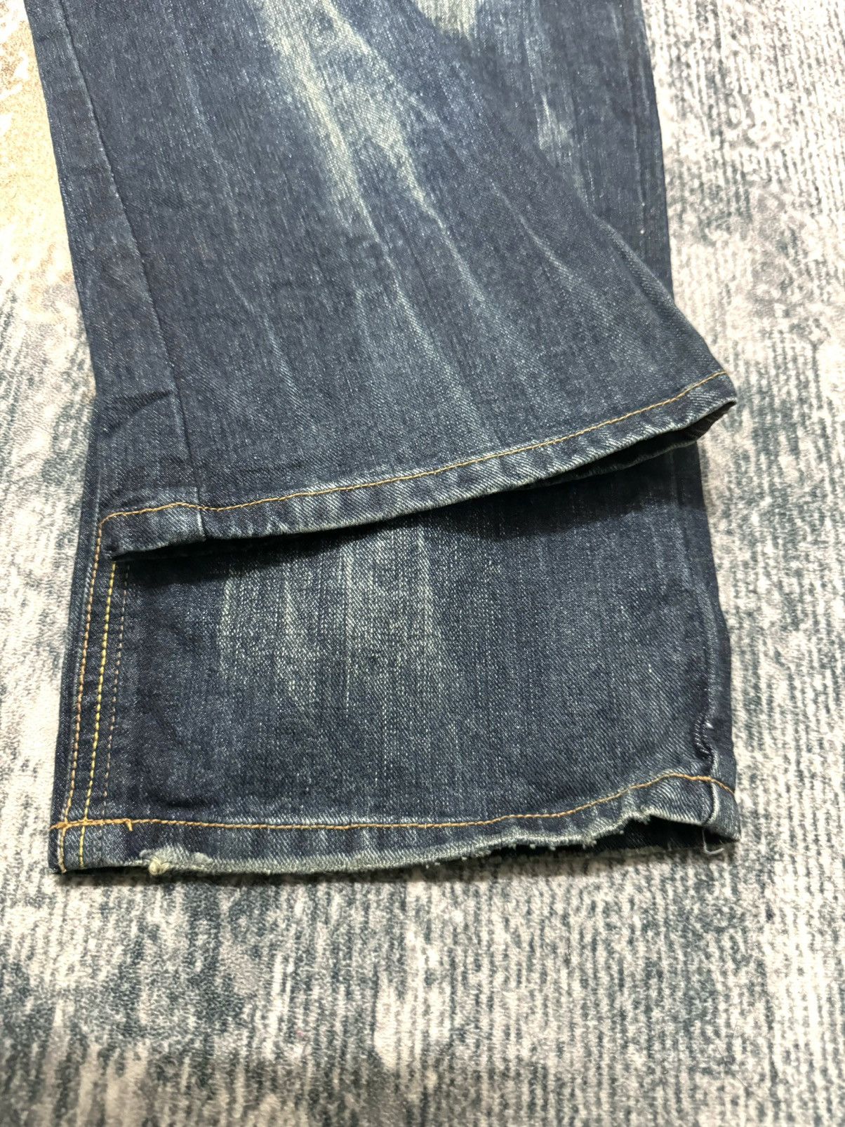 Japanese Brand × Vintage Original Jeans Skull Logo Embroidered Logo Japanase Brand Size US 34 / EU 50 - 3 Thumbnail