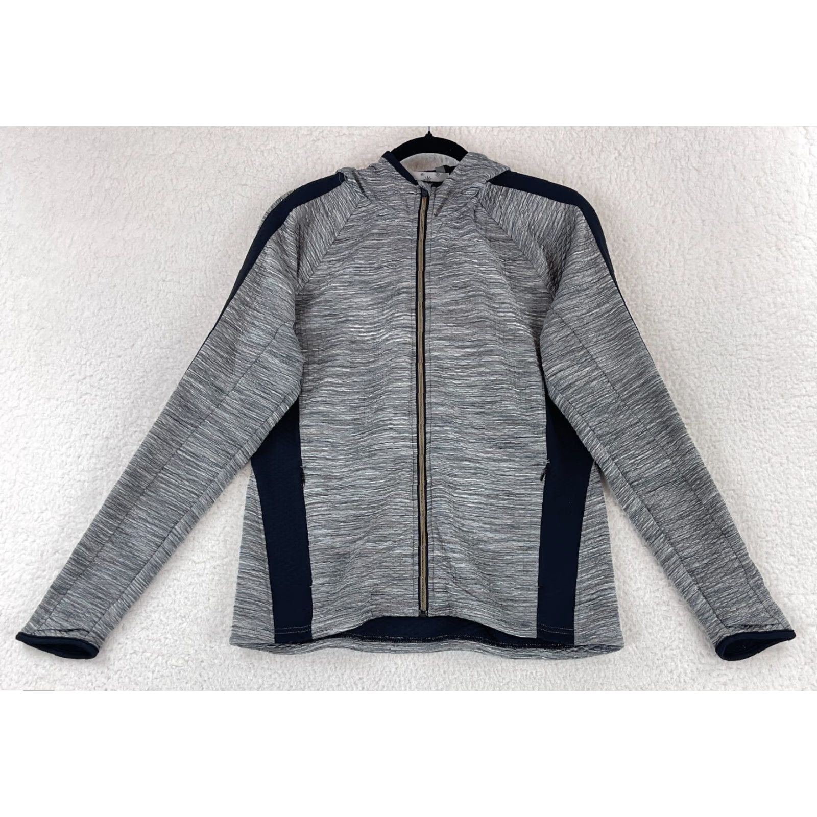Athleta Athleta Snowscape Quilted Hoodie Jacket Womens Large Gray Long Sleeve Zip Up Size L / US 10 / IT 46 - 2 Thumbnail