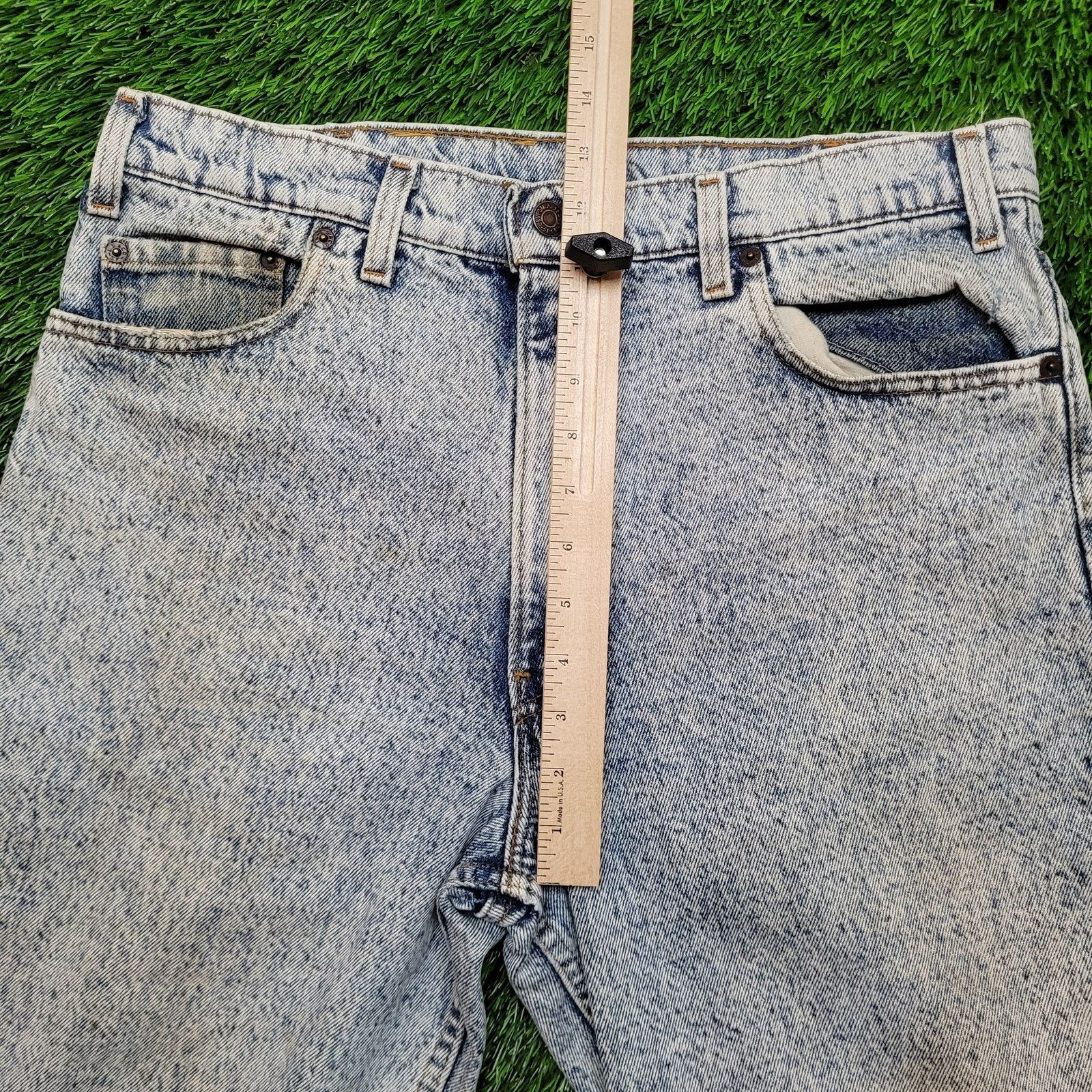 Levi's Vintage 90s Levi's 540 Jeans 33x29.5 USA Baggy Acid-Wash Size US 33 - 10 Thumbnail