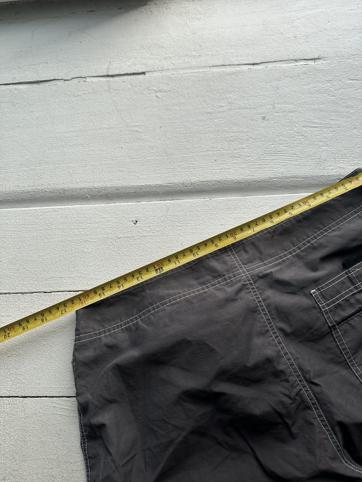 Diesel VNTG 🚨 DIESEL INDUSTRY GRAY SURF SHORTS RARE BIG LOGO POCKET Size US 32 / EU 48 - 14 Thumbnail