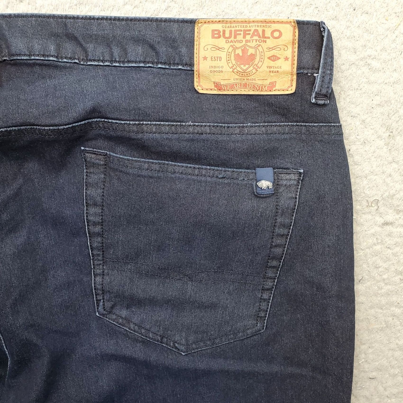 Vintage Buffalo Mens Jeans 42 Blue Denim Cotton Whiskered Skinny Leg 5-Pocket Regular Size 42 Men's Buffalo Denim Jeans Blue Skinny Regular Mens Size US 42 / EU 58 - 3 Thumbnail