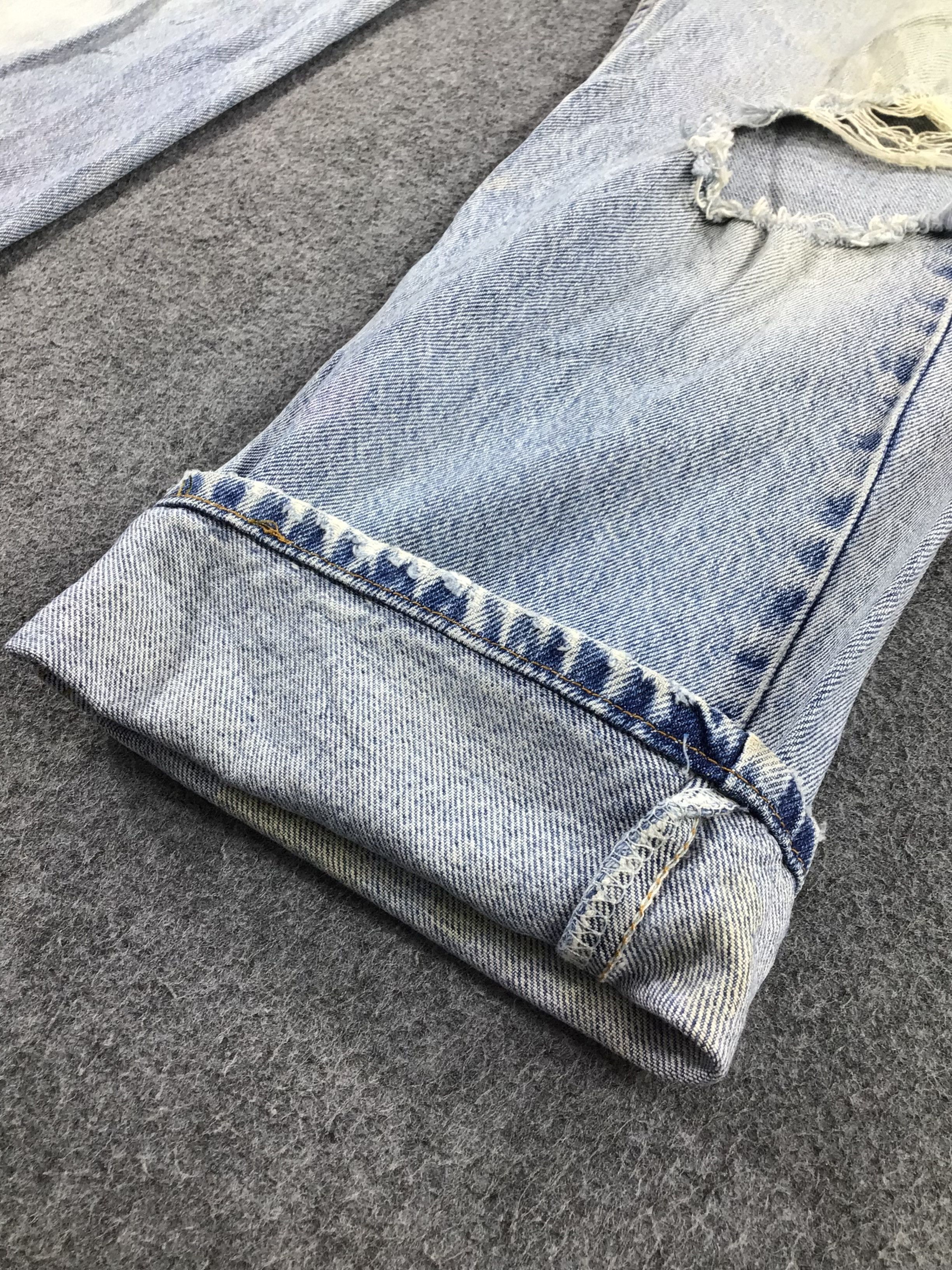 Levi's Vintage Levi's 505 Jeans Orange Tab Distressed Denim KJ240 Size US 31 - 7 Thumbnail
