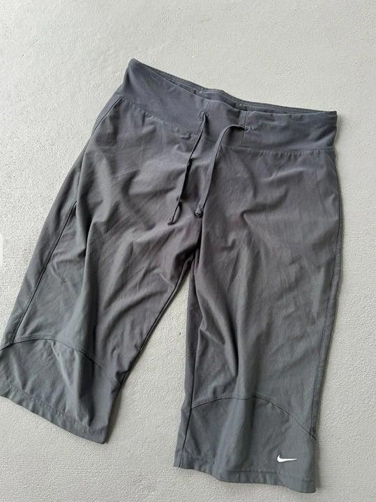 Nike Nike Capri Legging Flare Size 36" / US 14 / IT 50 - 1 Thumbnail