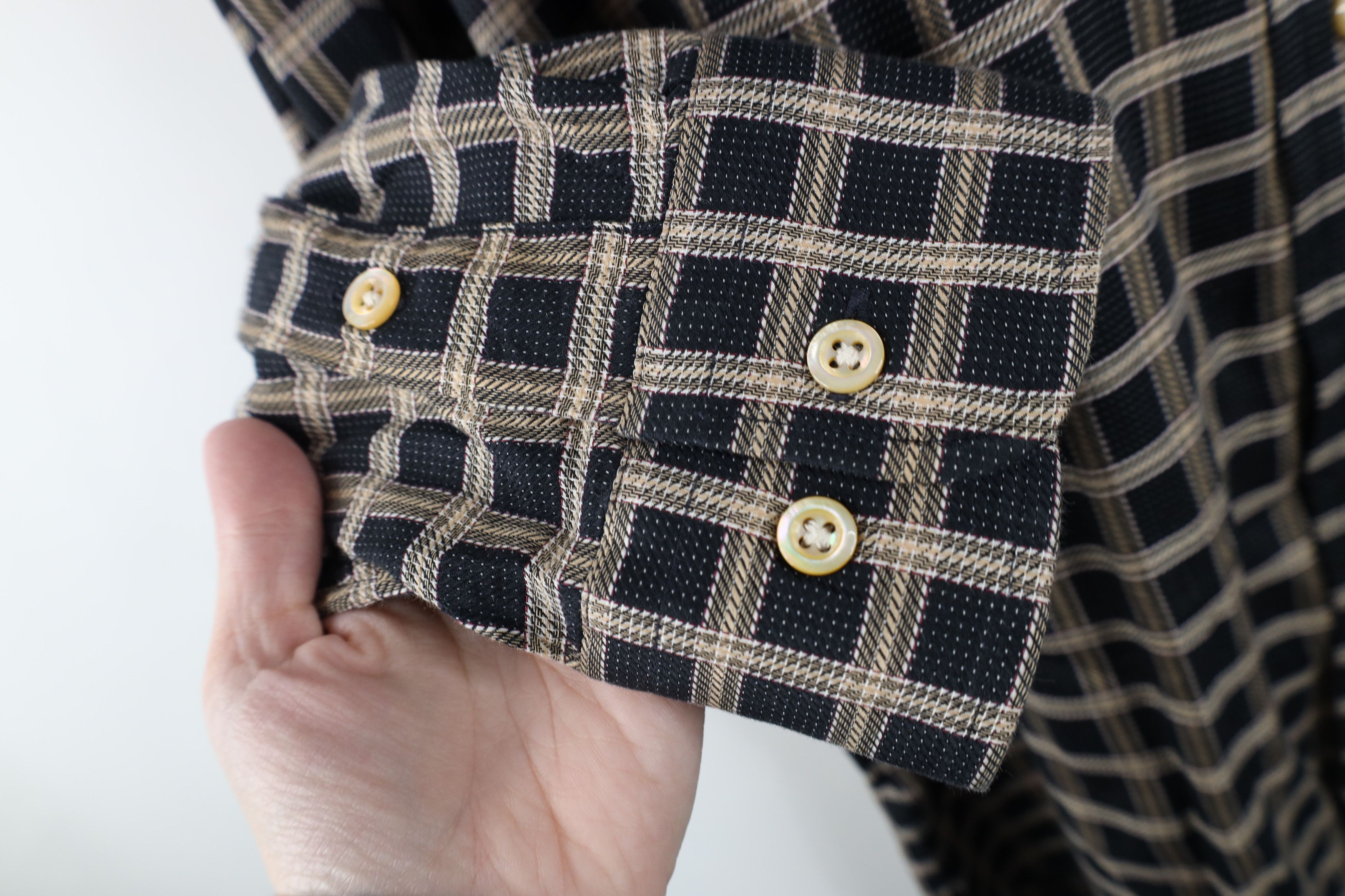Burberry Burberry London Earth Tone Collared Button Down Shirt USA Size US L / EU 52-54 / 3 - 5 Thumbnail