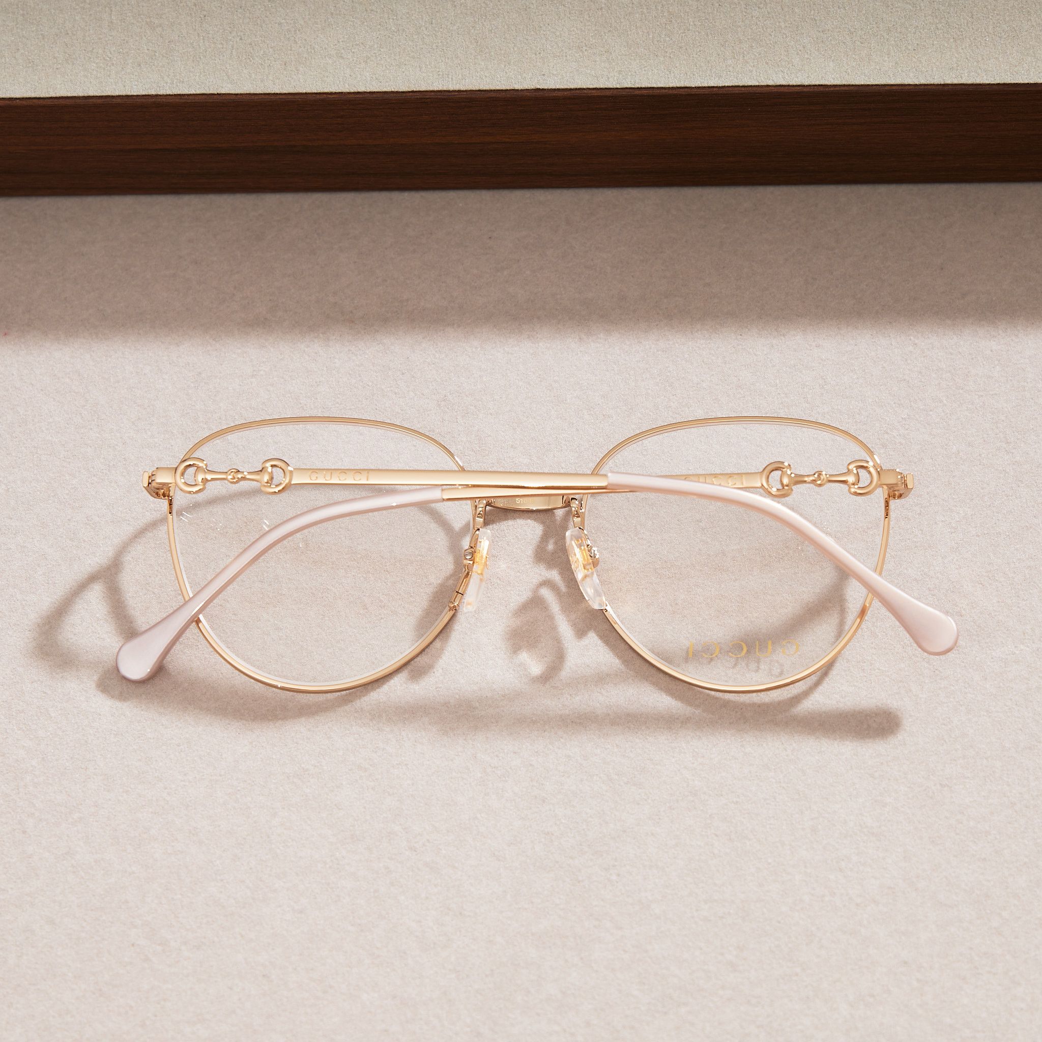 Gucci GUCCI GG0880O 001 GOLD Size ONE SIZE - 2 Thumbnail