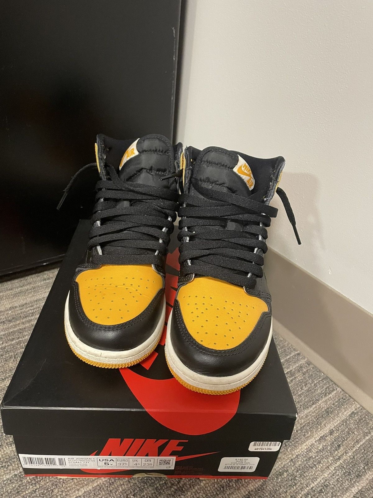 Jordan Brand Jordan 1 High Size 5 Size US 5 / EU 37 - 3 Thumbnail