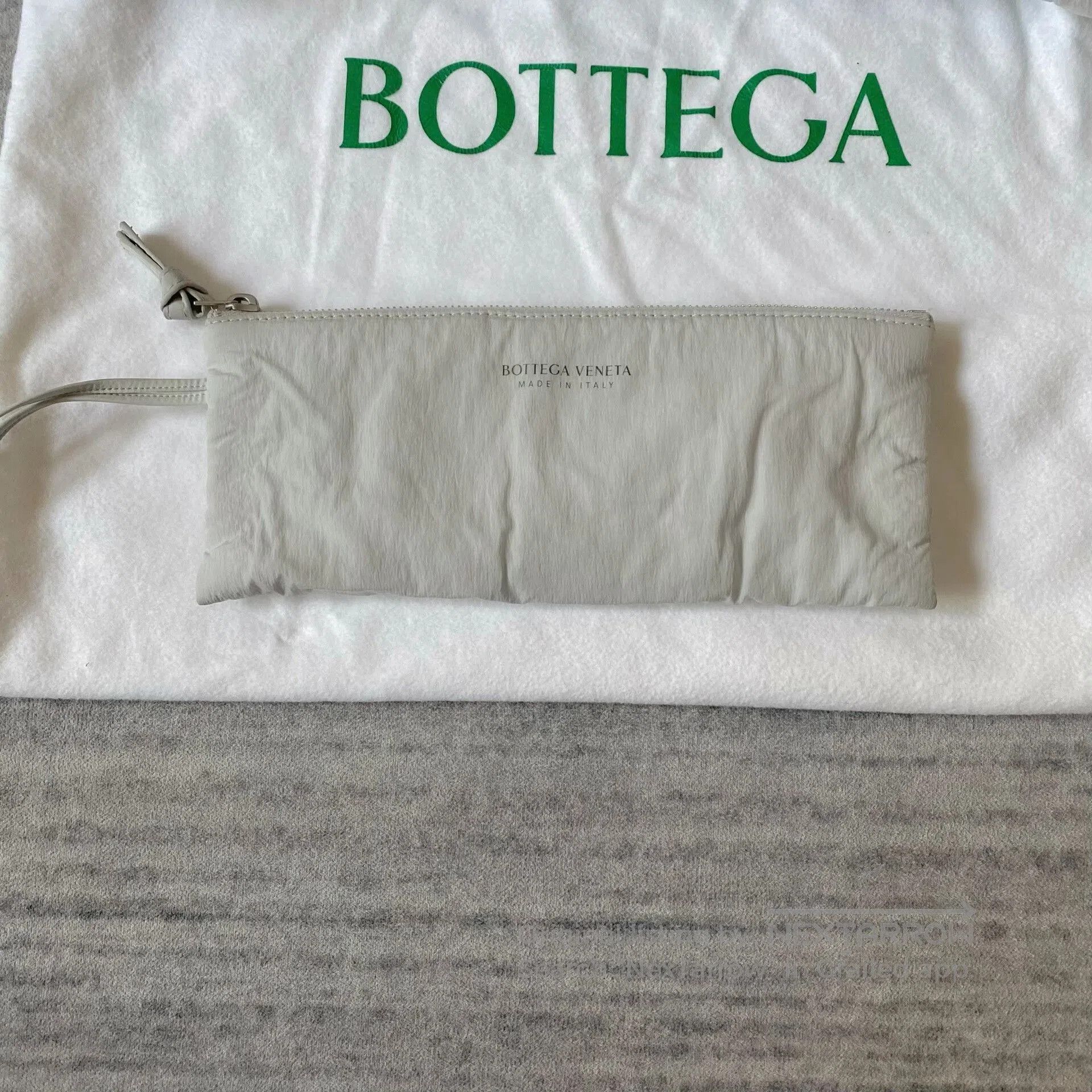 Bottega Veneta Bottega Veneta Quilted Cloud Shoulder Bag. Size ONE SIZE - 6 Thumbnail