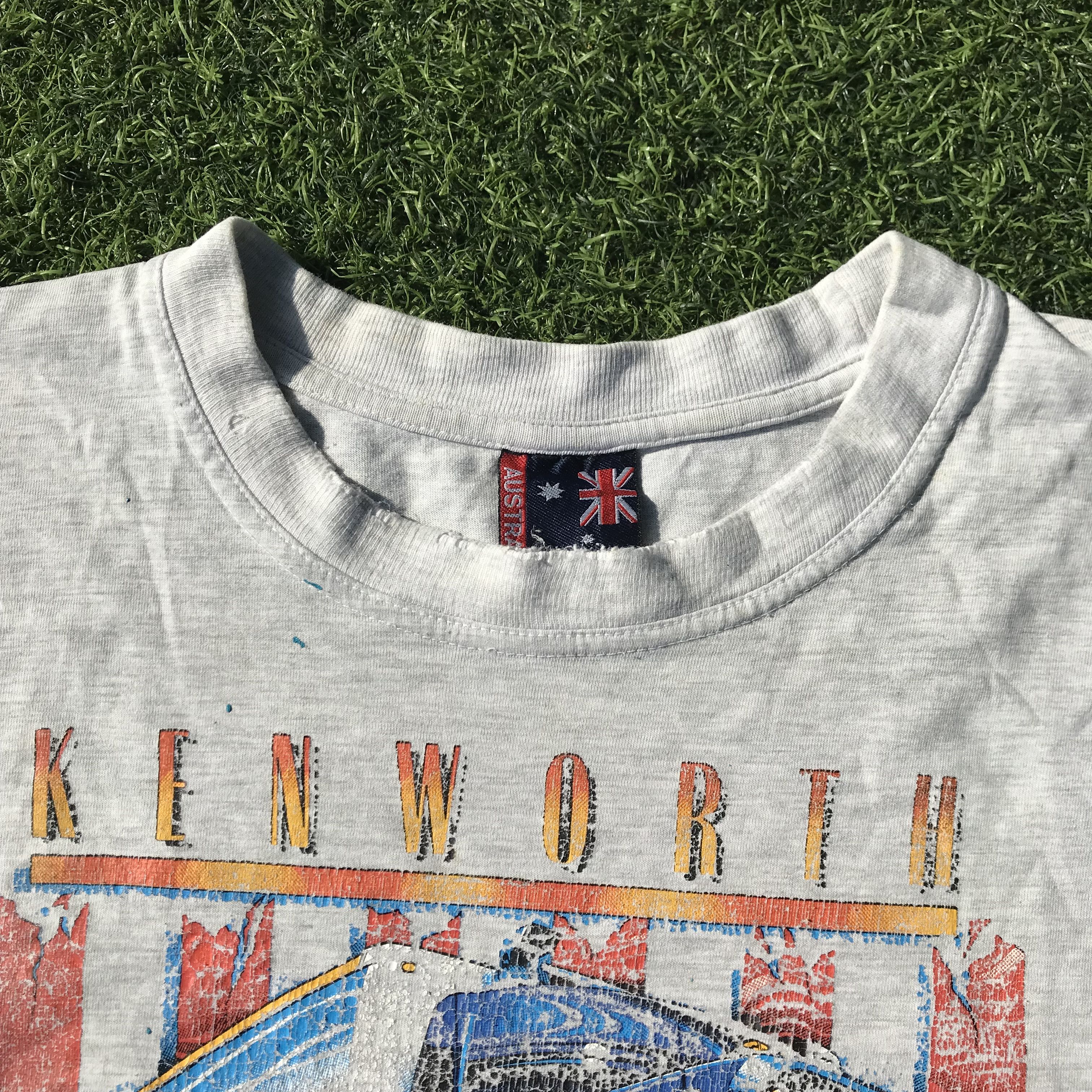 Vintage Vintage 90s Tshirt Kenworth American Truck Graphic Oversize Size US L / EU 52-54 / 3 - 3 Thumbnail